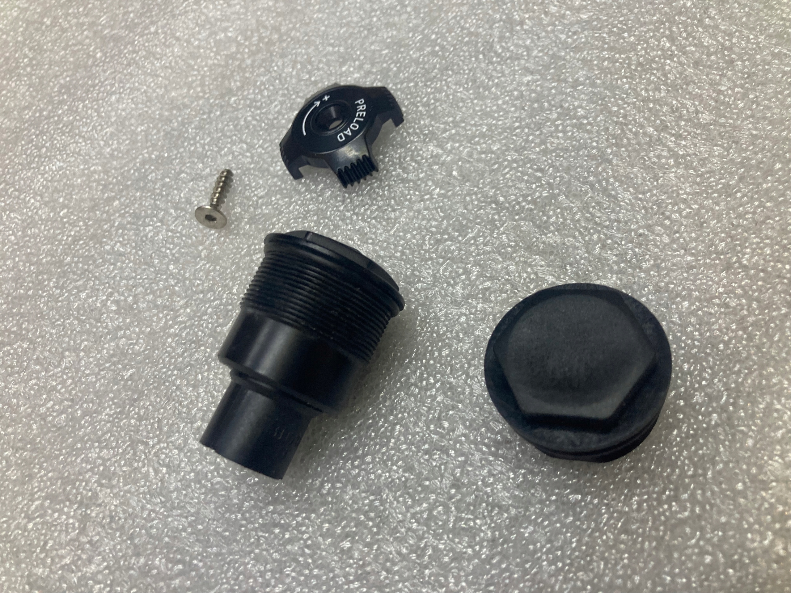 Korki do amortyzatora Rock Shox Recon 32mm