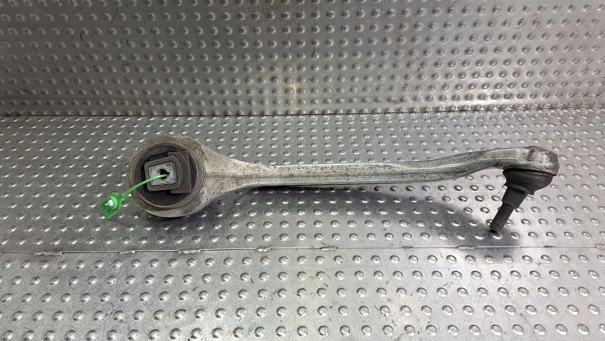 arm left front 4E0407695C AUDI A8 D3 VW PHAETON 3.0 TDI