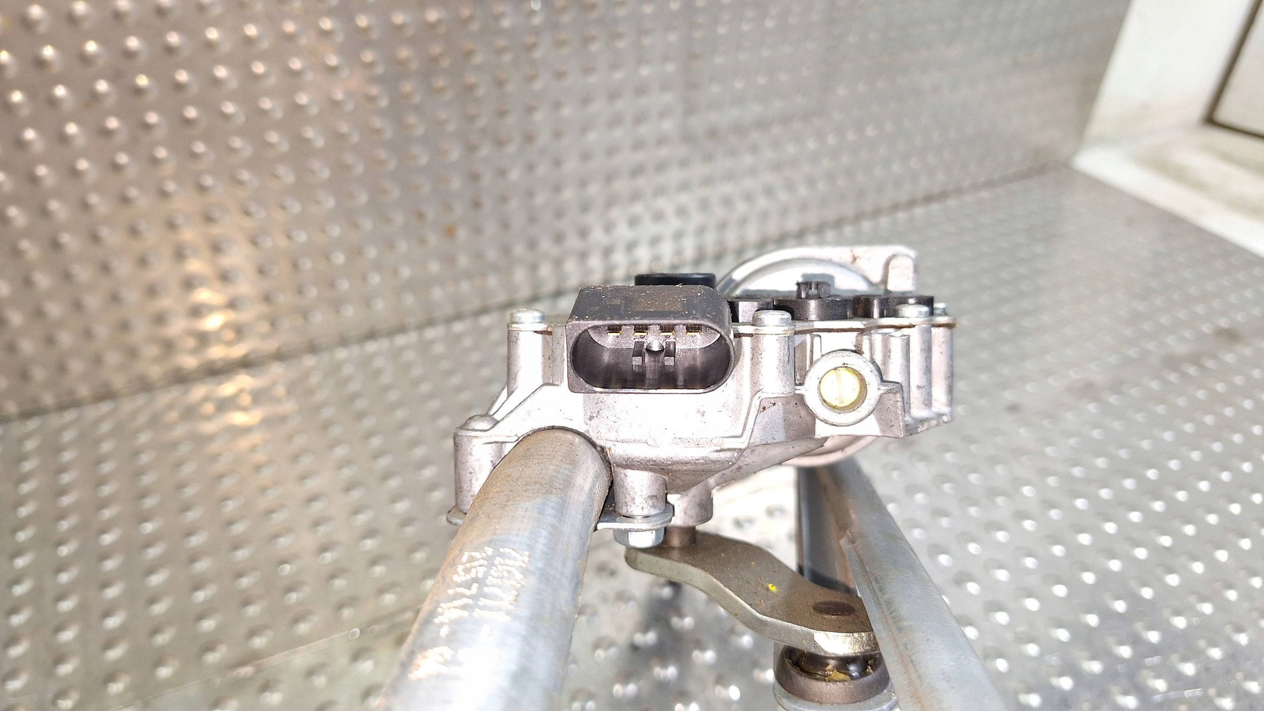 Gestänge Motor Wischer vorne 6978263 BMW 3 E90 E91 E92 E93 EUROPA