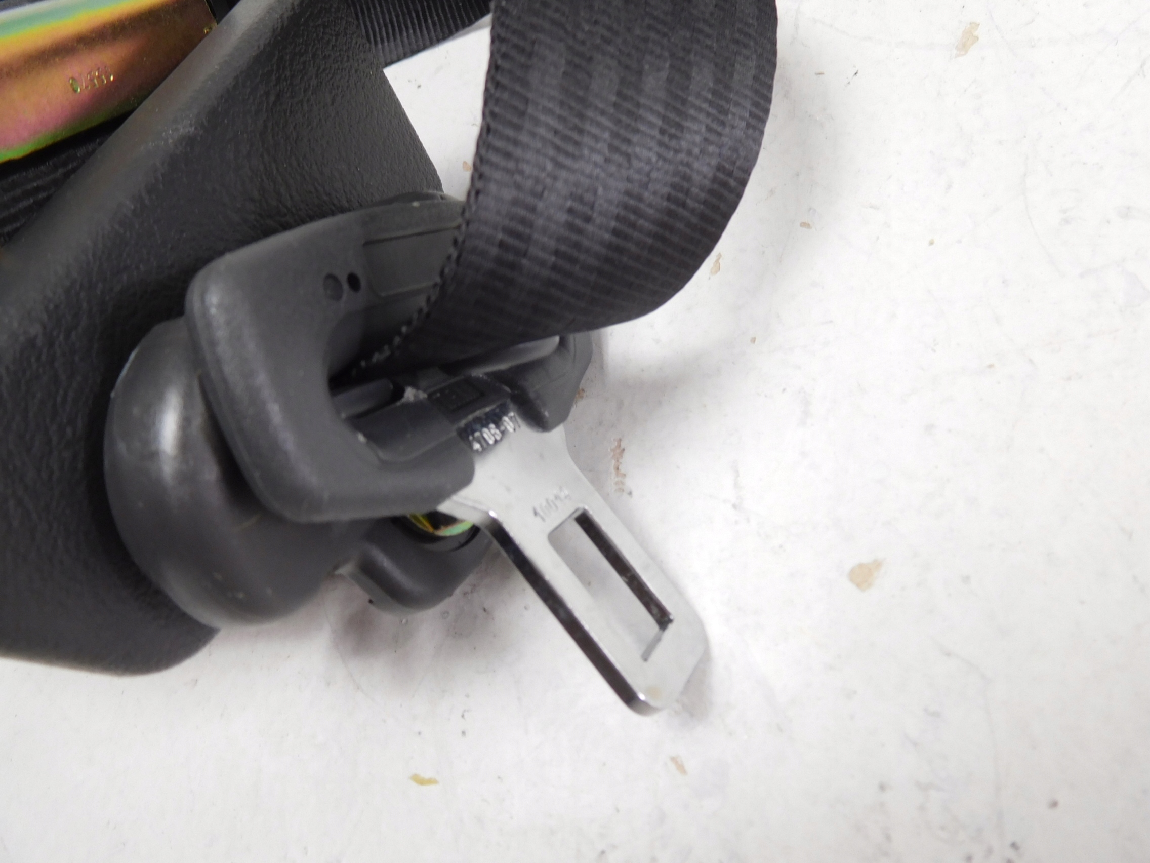 ремень безопасности л. зад lancia YPSILON 71735959