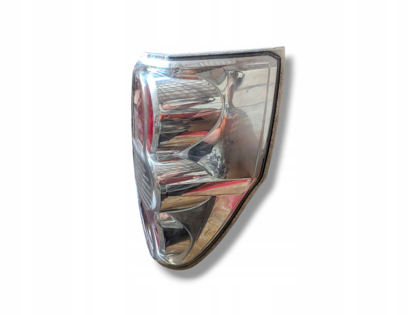 light rear right side Suzuki Grand Vitara 2 2005 35650-64J20