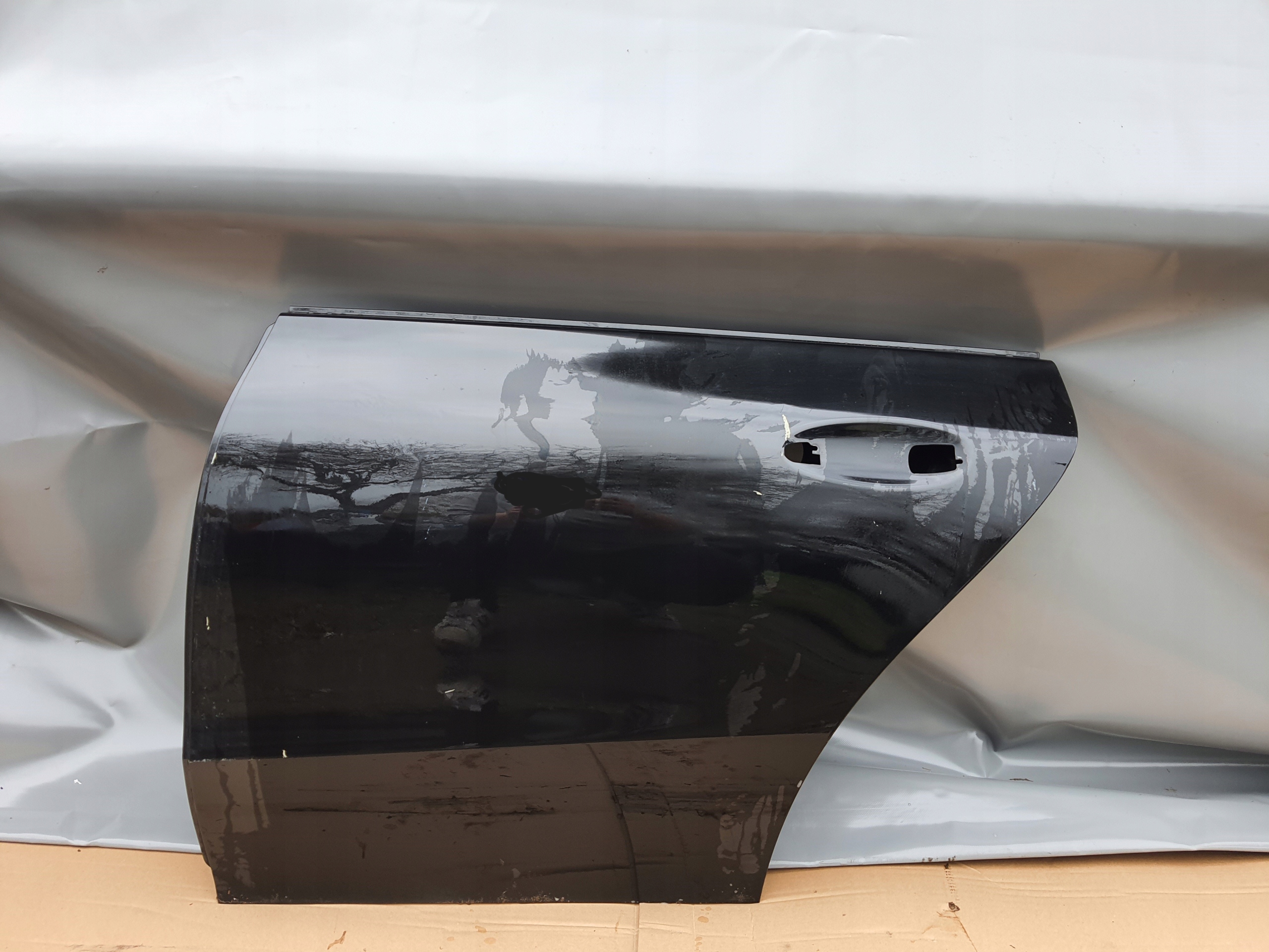 MERCEDES CLA A118 DRZWI LEWE TYŁ TYLNE A1187320500