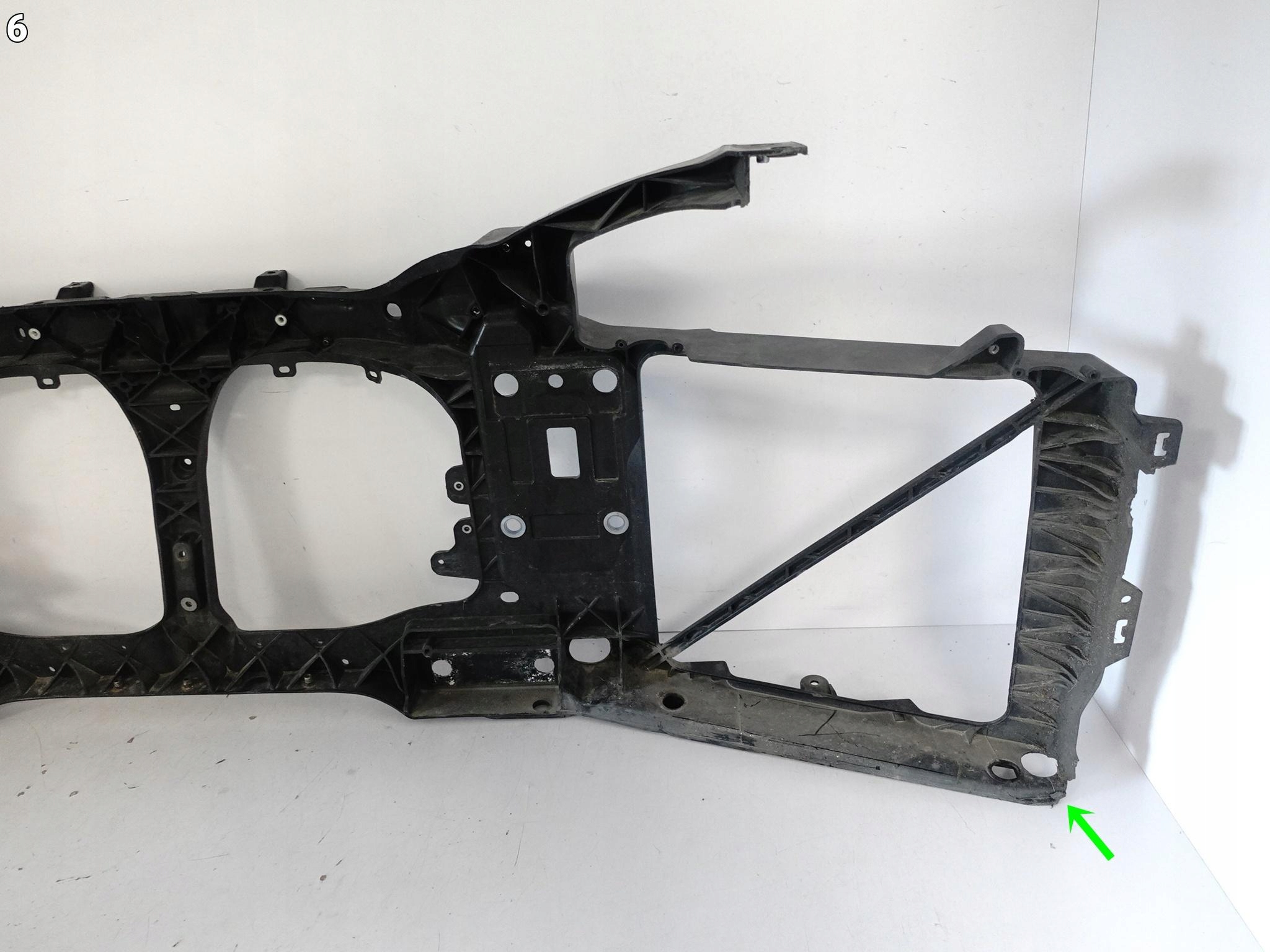 TESLA MODEL S 16-21 LIFT bar, wall console front