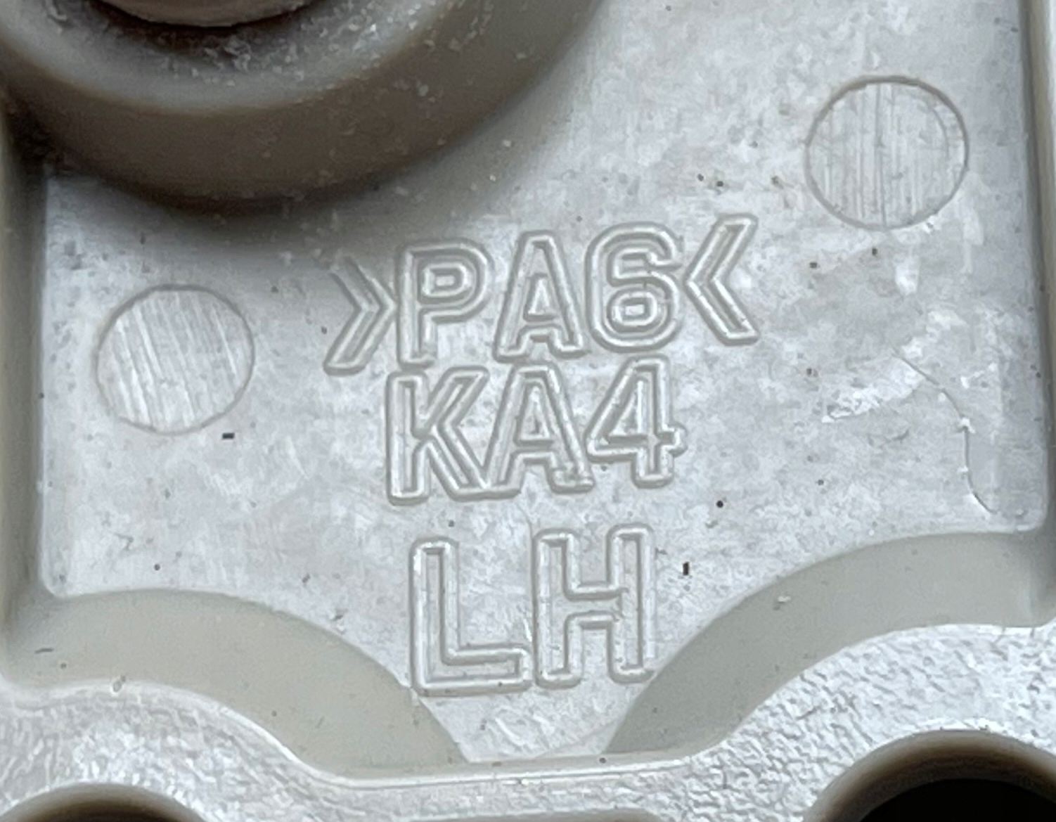 B3 KIA CARNIVAL IV 2020 - left cover PRZECIWSLONECZNA visor