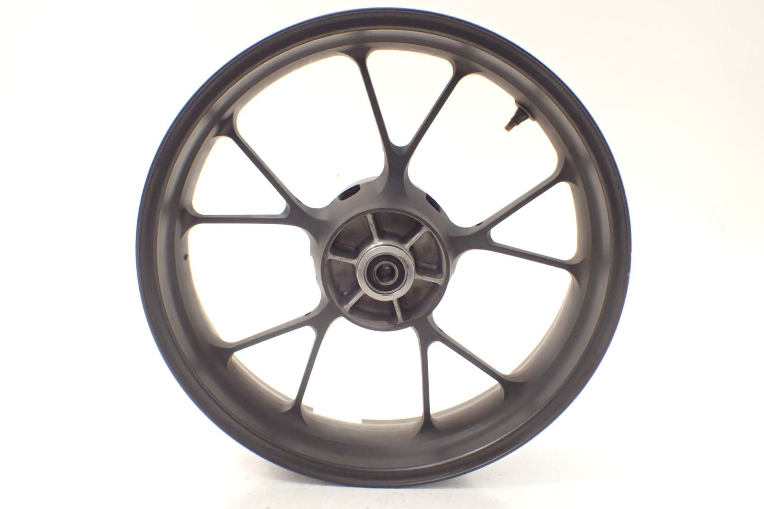 Honda CB 125 R JC79 18- Felga tył 17"x4.00 Model CB