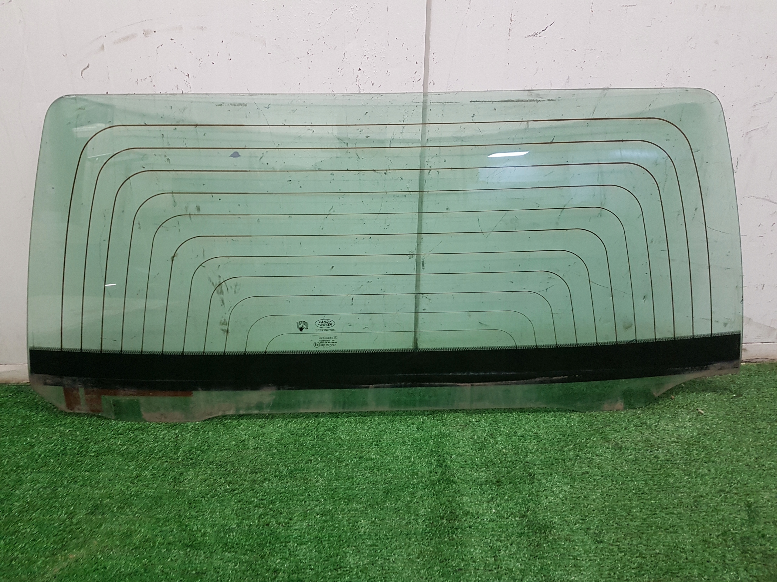 prozor stražnja GRZANA LAND ROVER FREELANDER 1 43R-007023