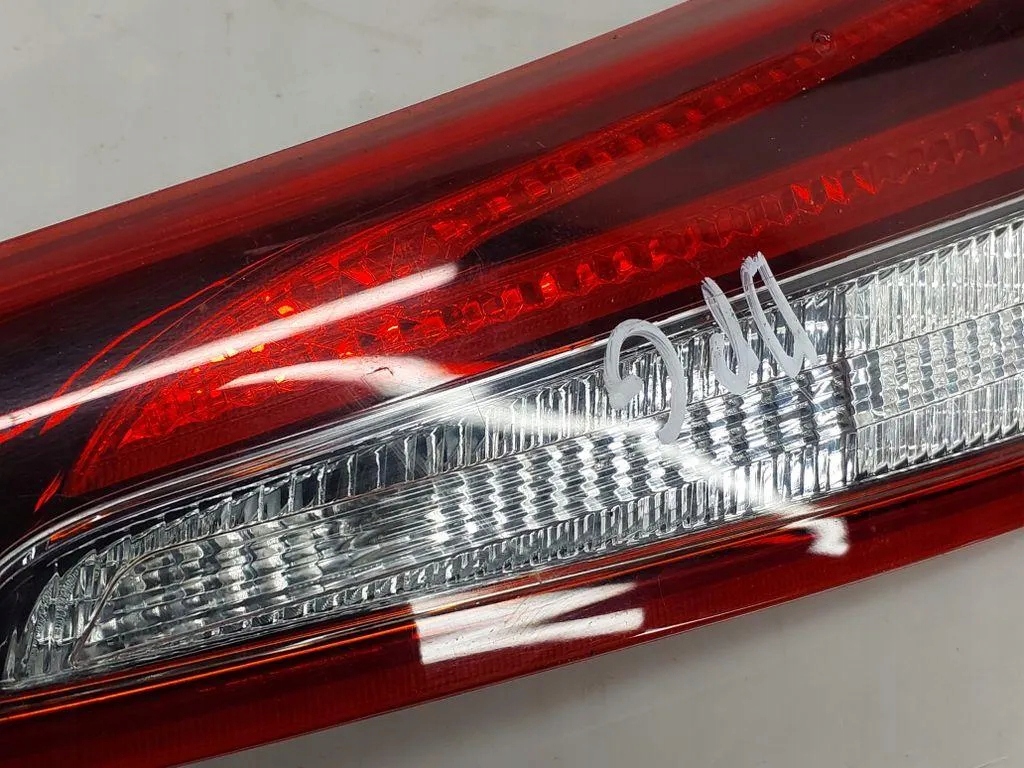 фонарь задний правый крышку багажника kia SOUL II (PS) 92404K0 0.0л бензин 97kW