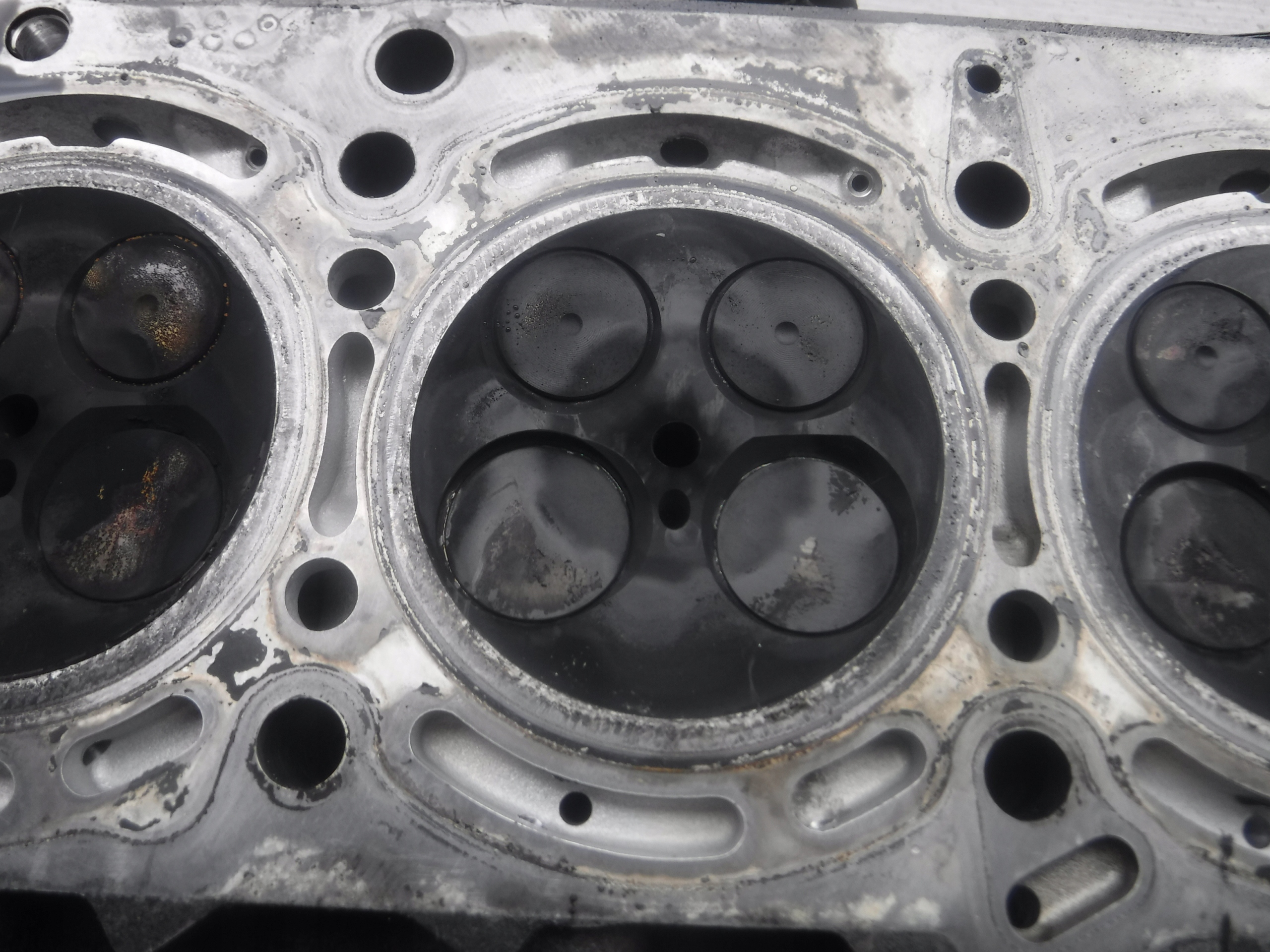 complete head. MERCEDES right W251 w211 3,0CDI