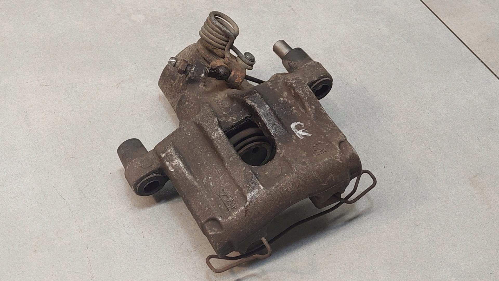 caliper brake right rear part MAZDA 3 1.6 MZ-CD