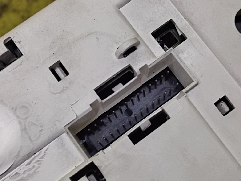 VW PASSAT B4 1.9 TDI dials 3A0919860M