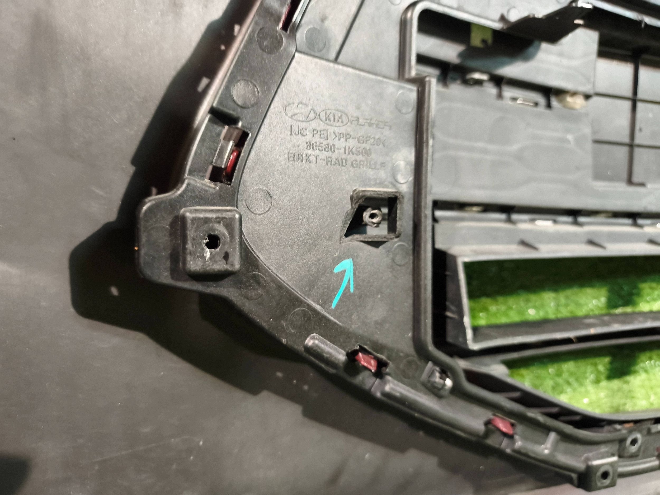frontstoßstange vorne HYUNDAI IX20 LIFT 15- NR.Z082