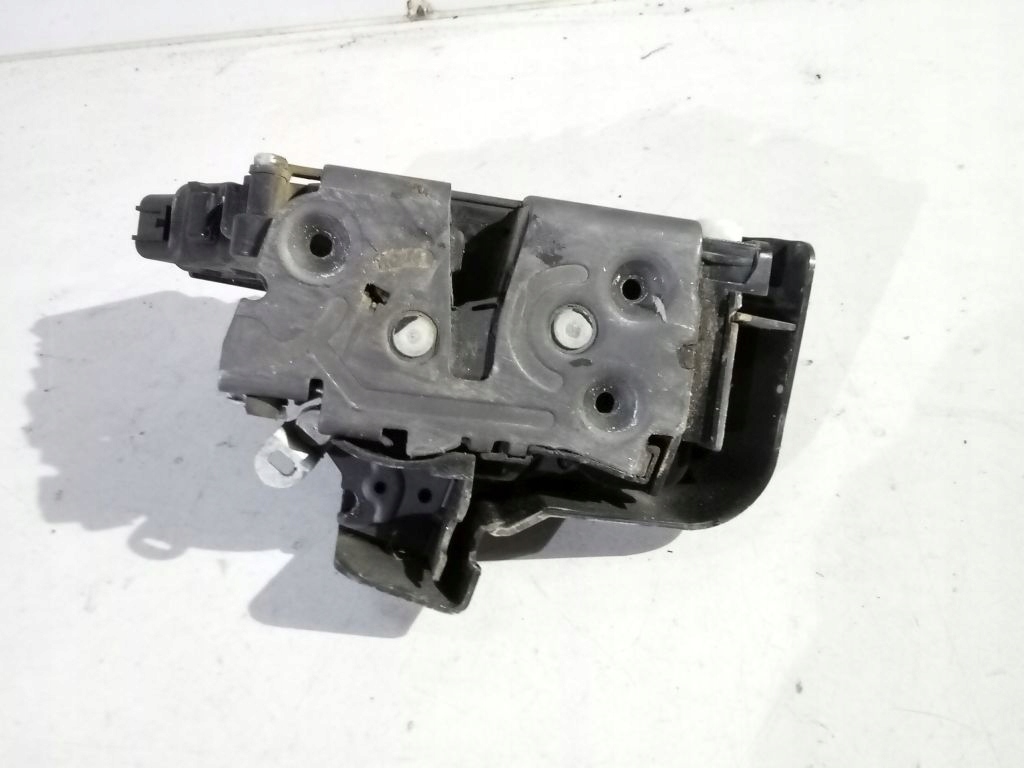 Volvo V50 lock right rear part 6 PIN