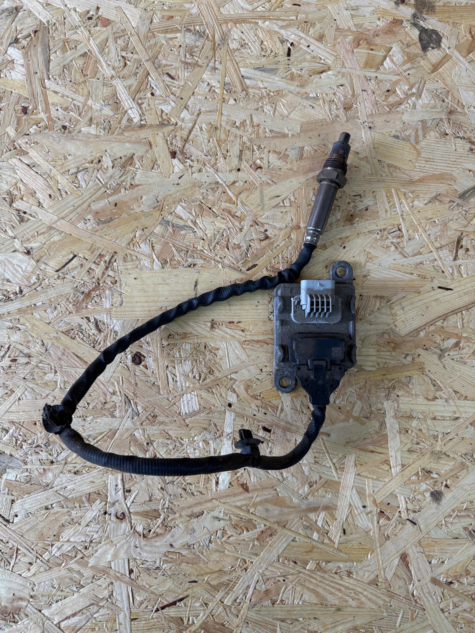 SONDA CZUJNIK NOX RENAULT MEGANE IV 1.5 BLUE DCI 227906850R