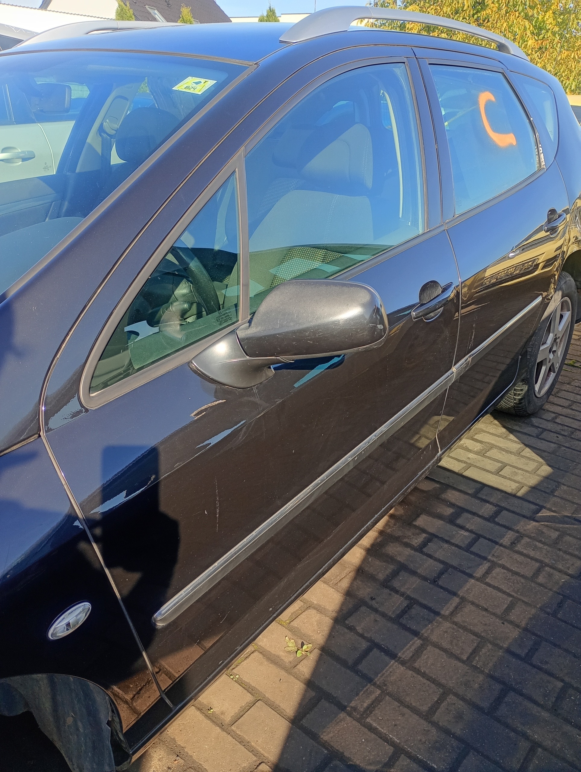 door left front front Peugeot 407 SW 04-10 code lakieru EXLD