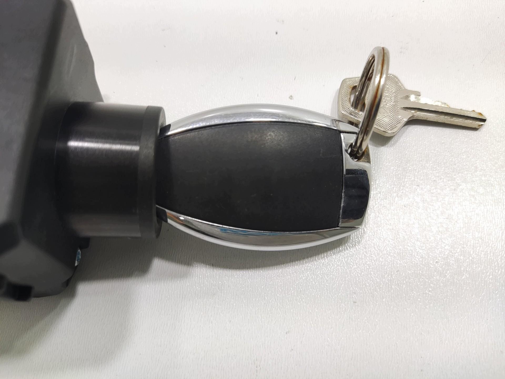 ignition key PILOT MERCEDES S-KLASA W221 2005-2009 A2215450708