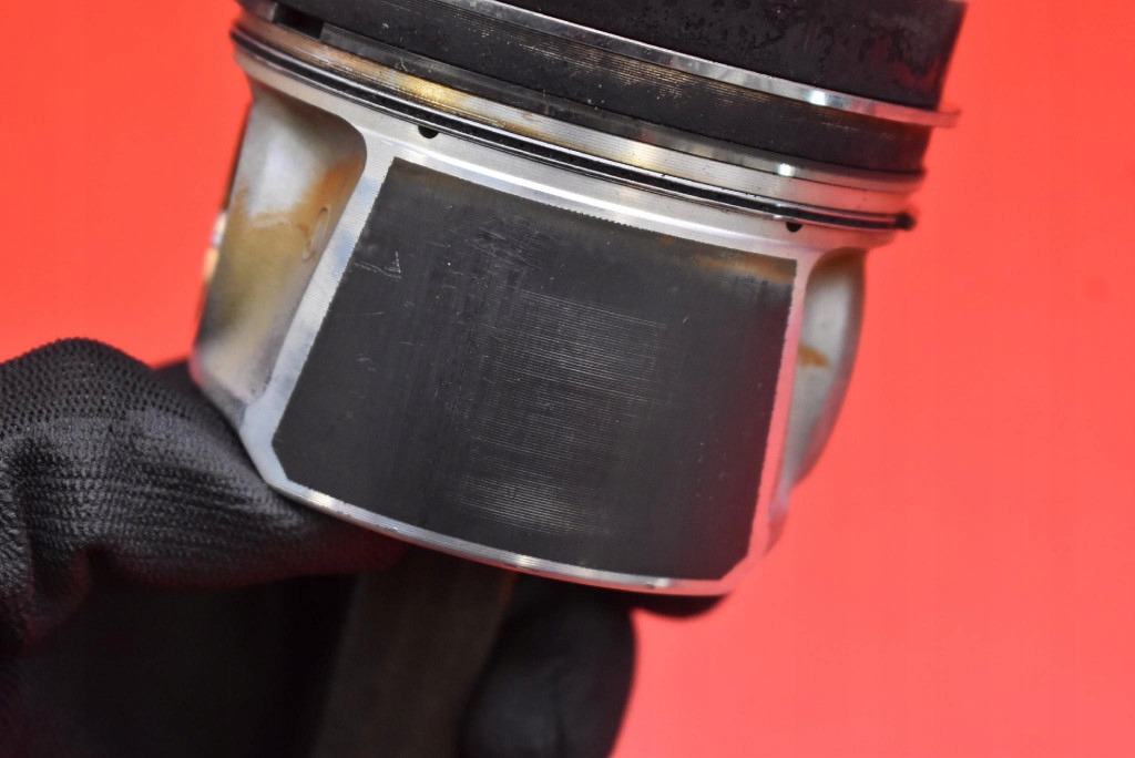 piston connecting rod 81L150 VW PASSAT B8 2.0 TDI 150 KM 14-20