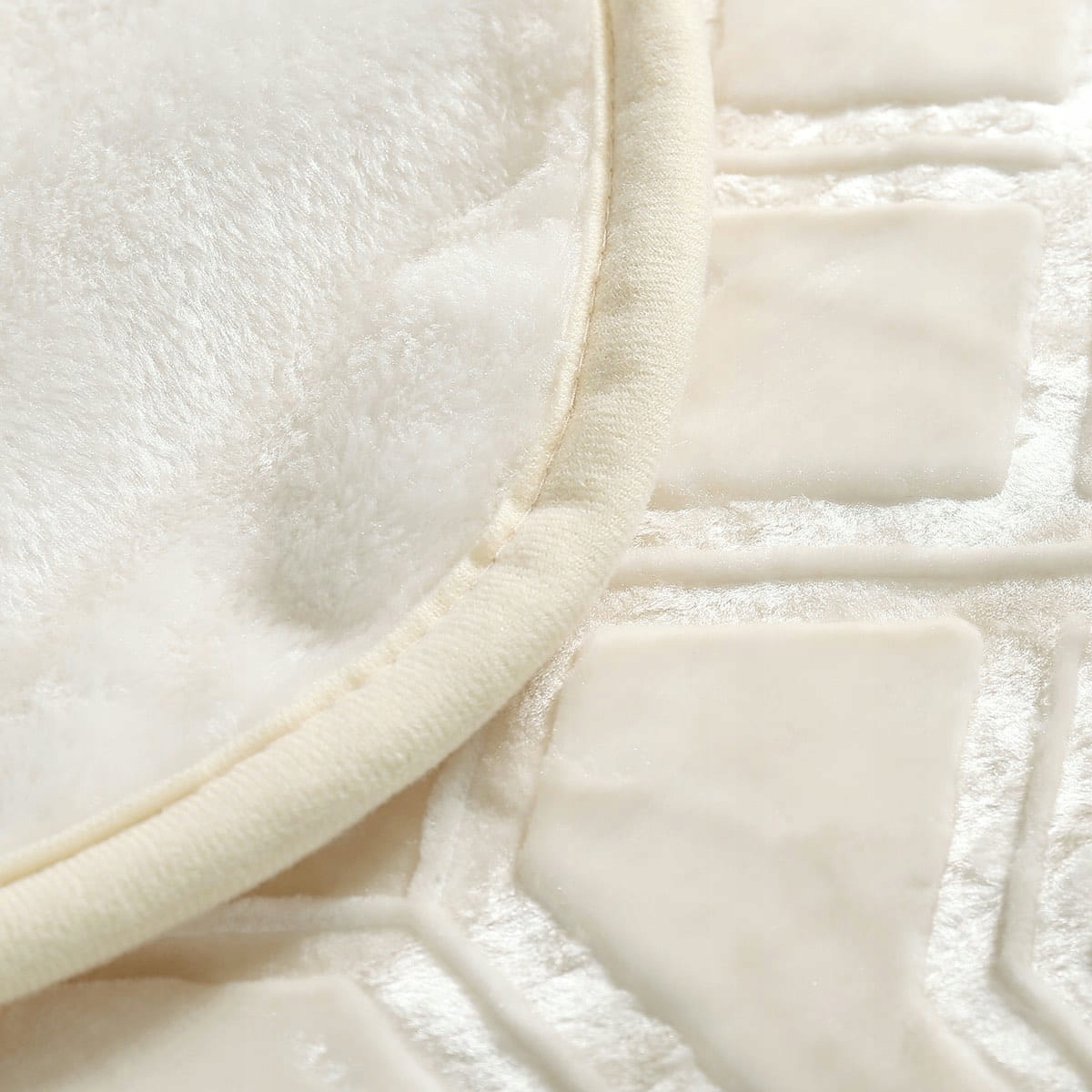 Koc Tłoczony 160x200 Akrylowy VITO krem Materiał wykonania akryl