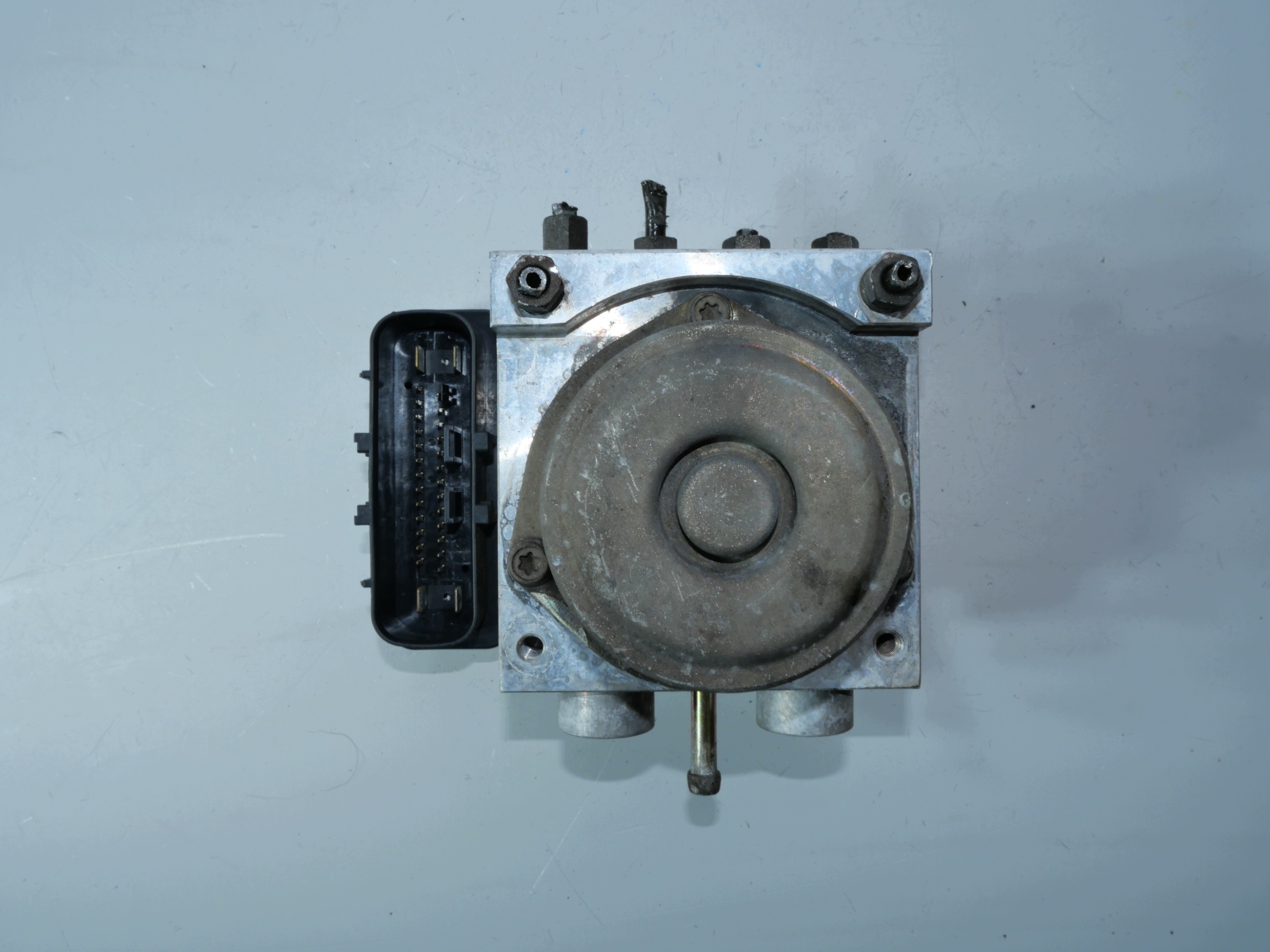 Pompa ABS NISSAN 476607Y002 3728G0482