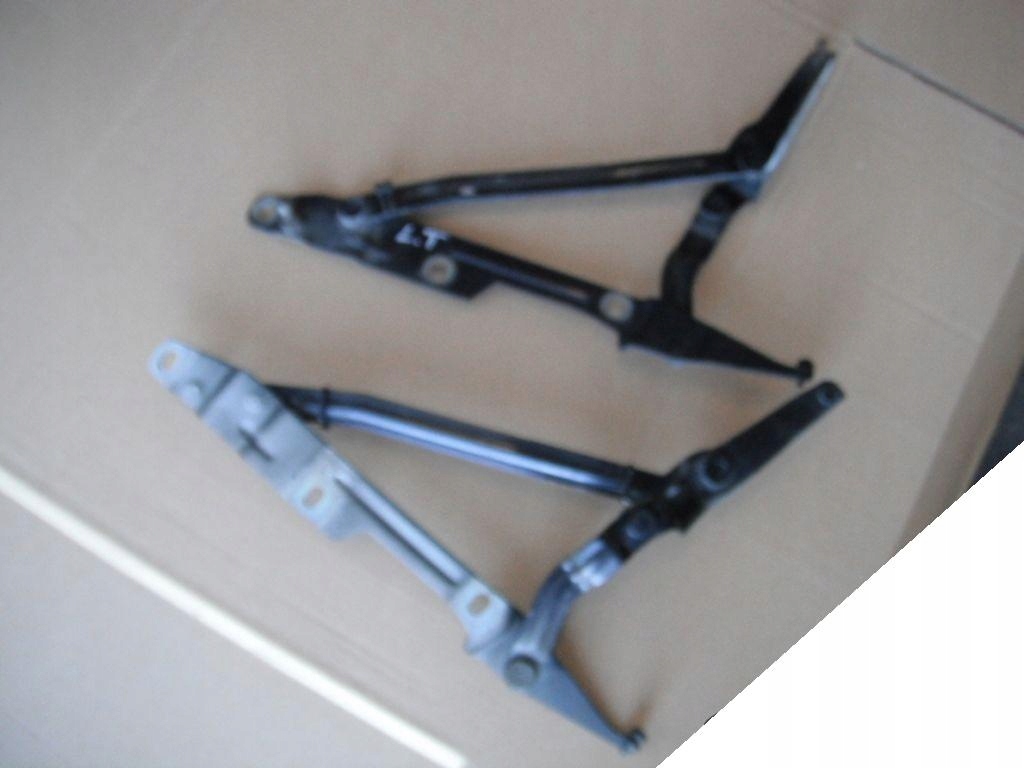 94 /A8 - AUDI A8 D2 94-петли задней двери-комплект