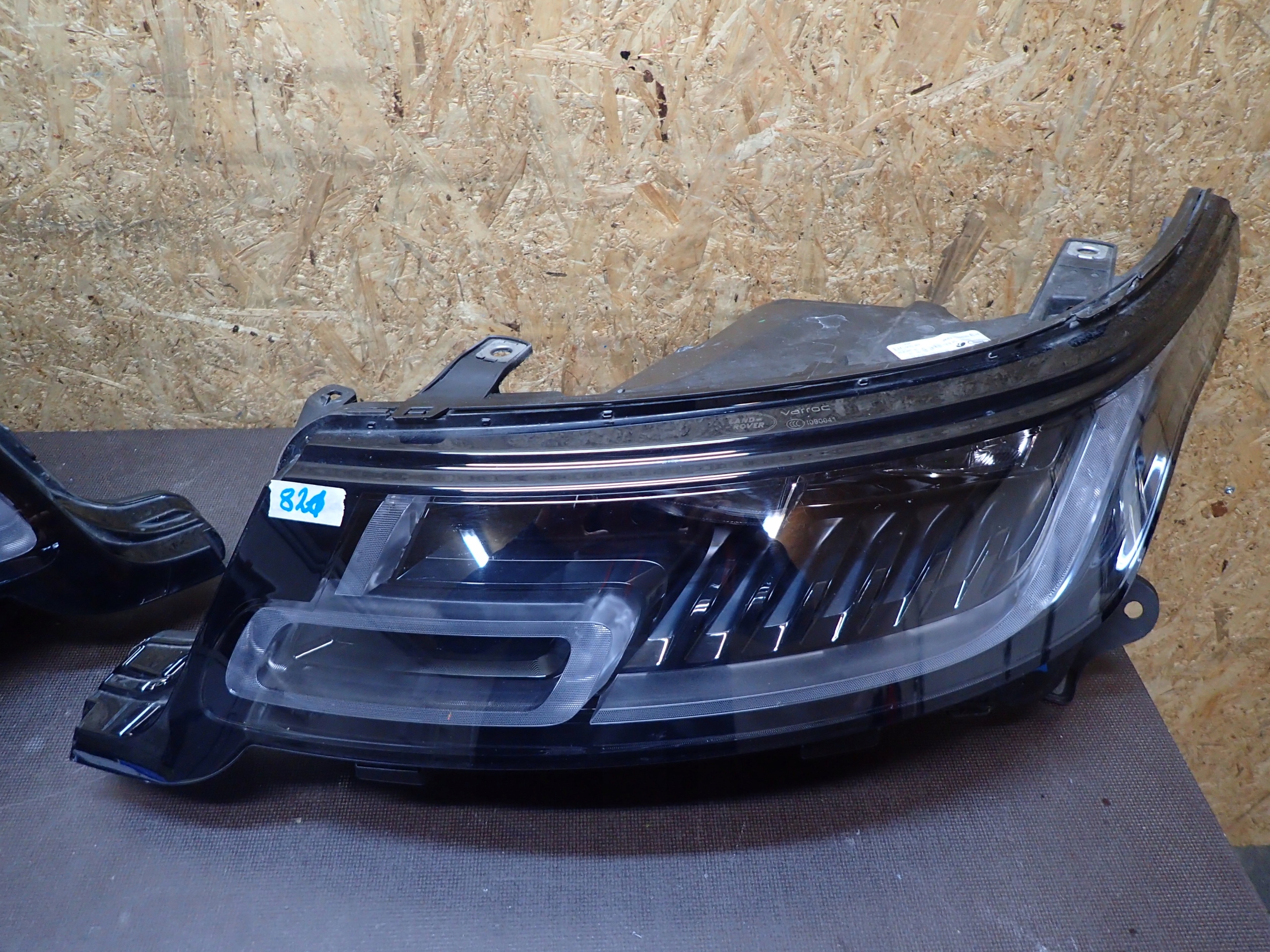 LAMPA LAMPY PRZÓD RANGE ROVER SPORT L494 FULL LED Strona zabudowy lewe + prawe