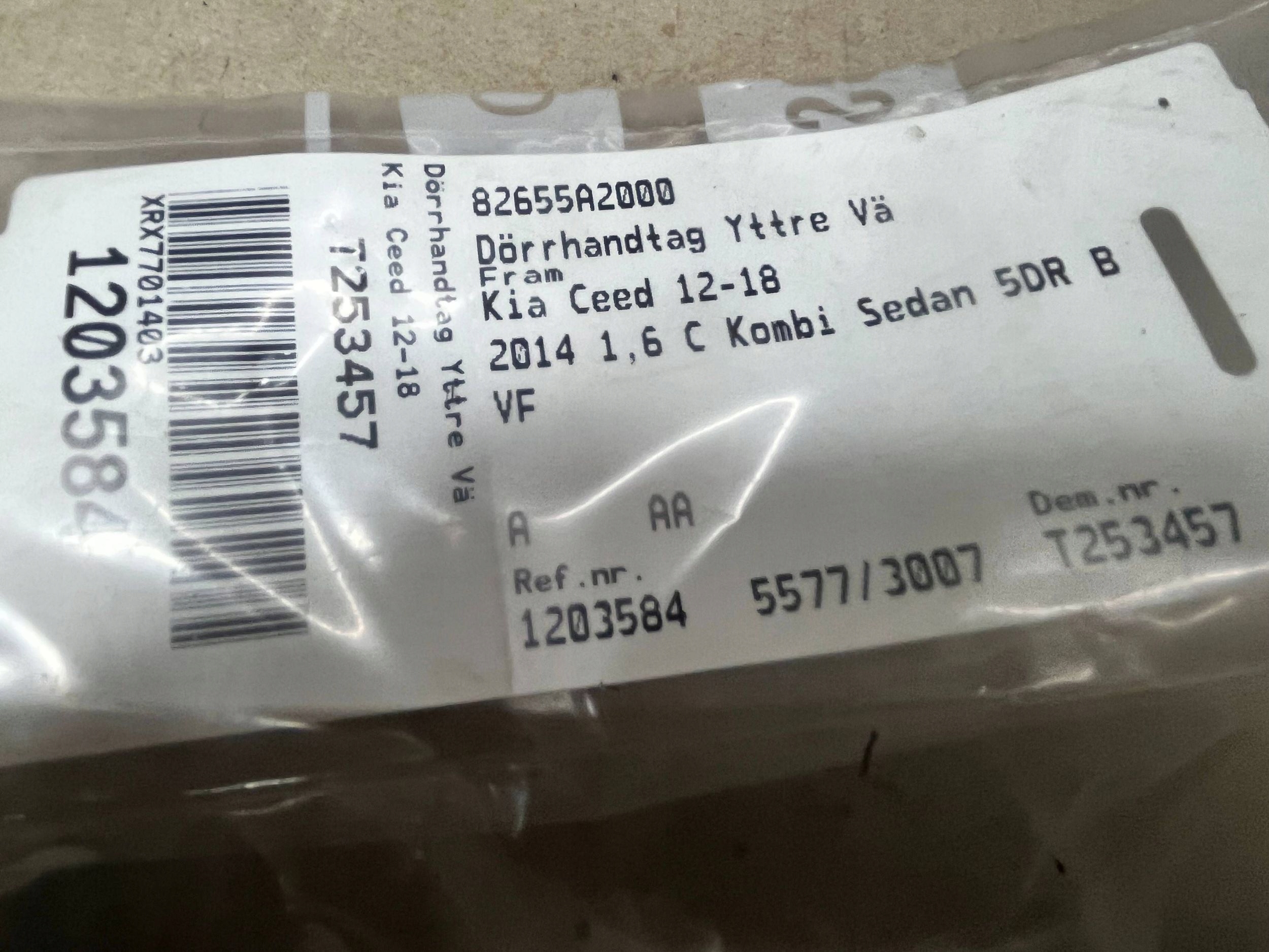 handle exterior front left KIA Ceed 82655A2000