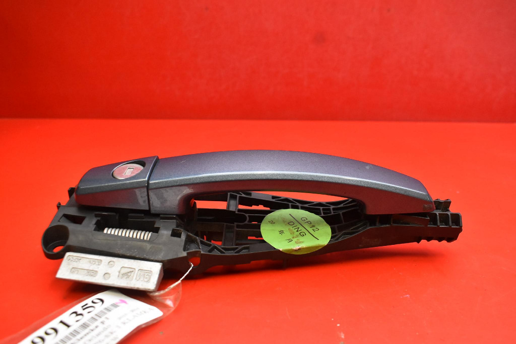 handle left front front GYK CHEVROLET ORLANDO 1 and 10-15