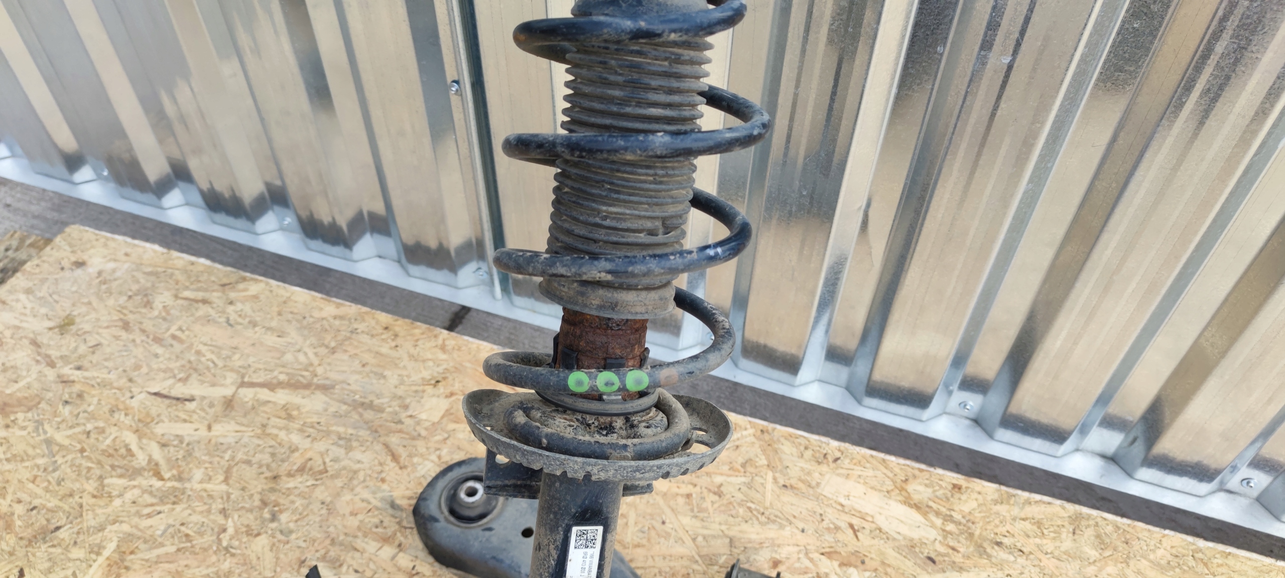 swing right AUDI A1 LIFT VW SKODA KOMPELT 1**