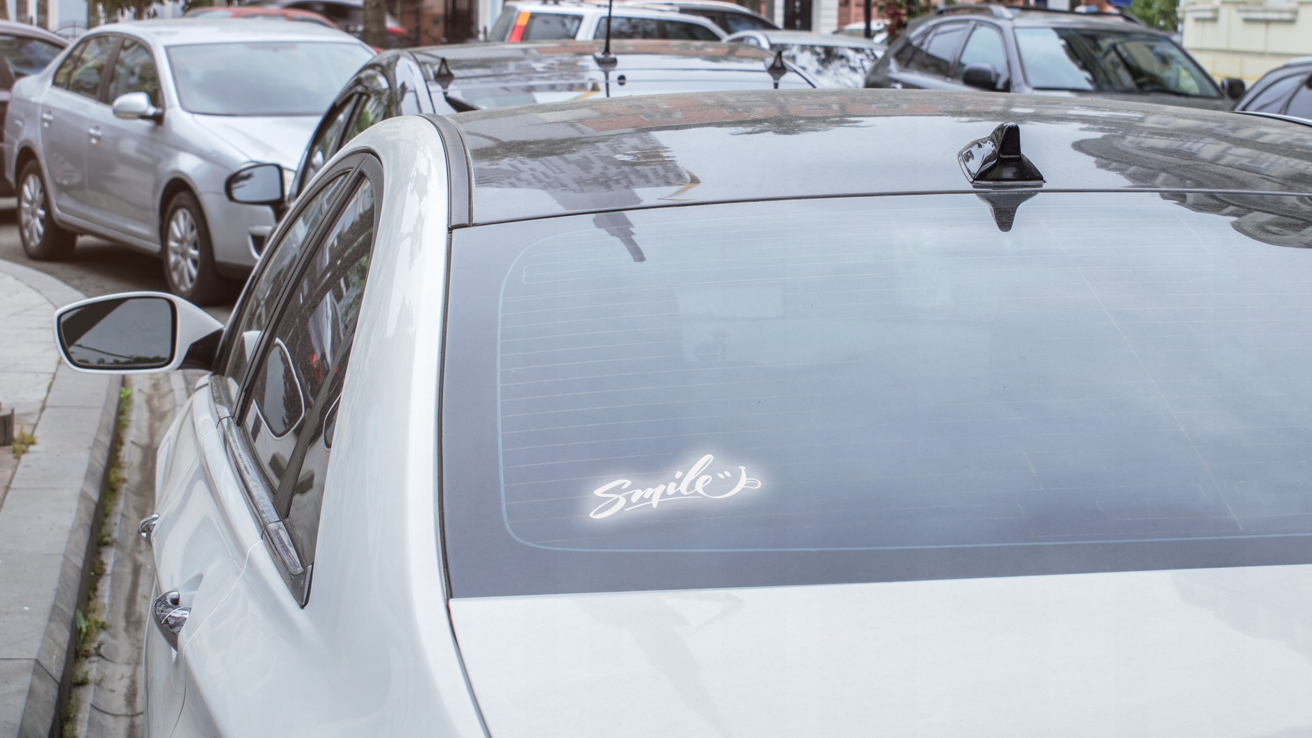 Naklejka SMILE na samochód na auto - ODBLASKOWA| HOLOGRAM Producent Inny