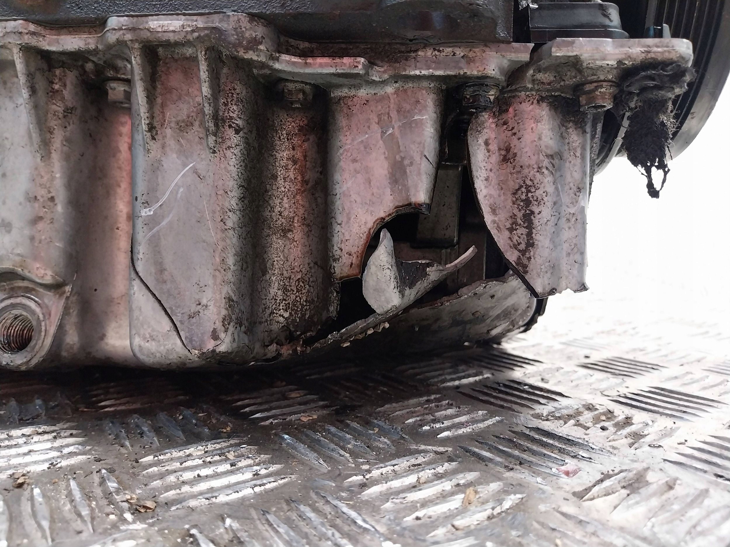 engine CLH CLHA SEAT LEON III A3 8V GOLF VII OCTAVIA III 1.6TDI unprotected pillar