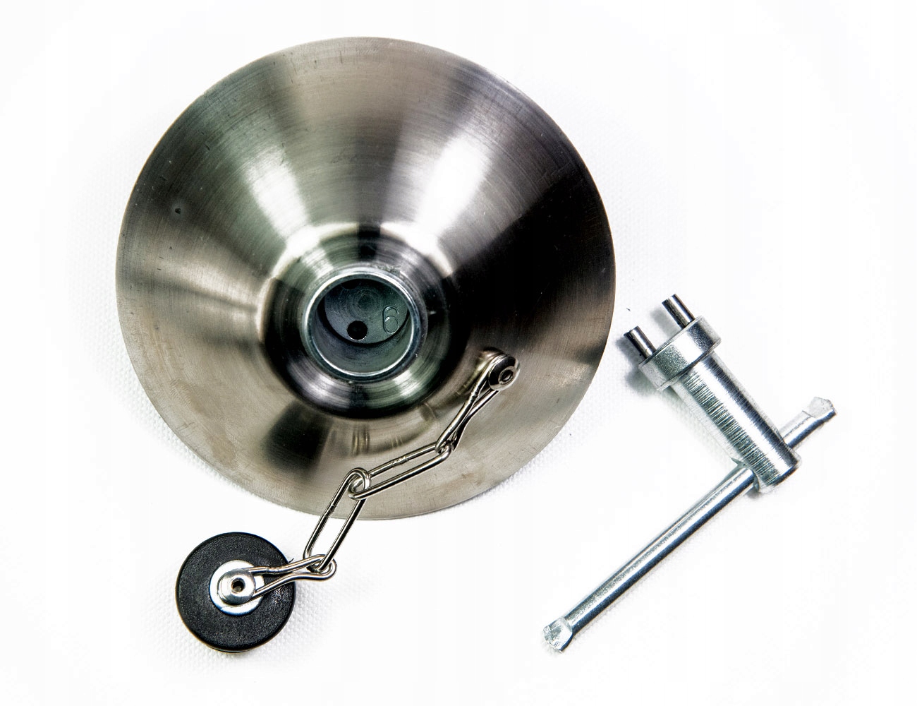 2010000098721 - КРЫШКА ТОПЛИВНОГО БАКА RENAULT GAMA T MAGNUM