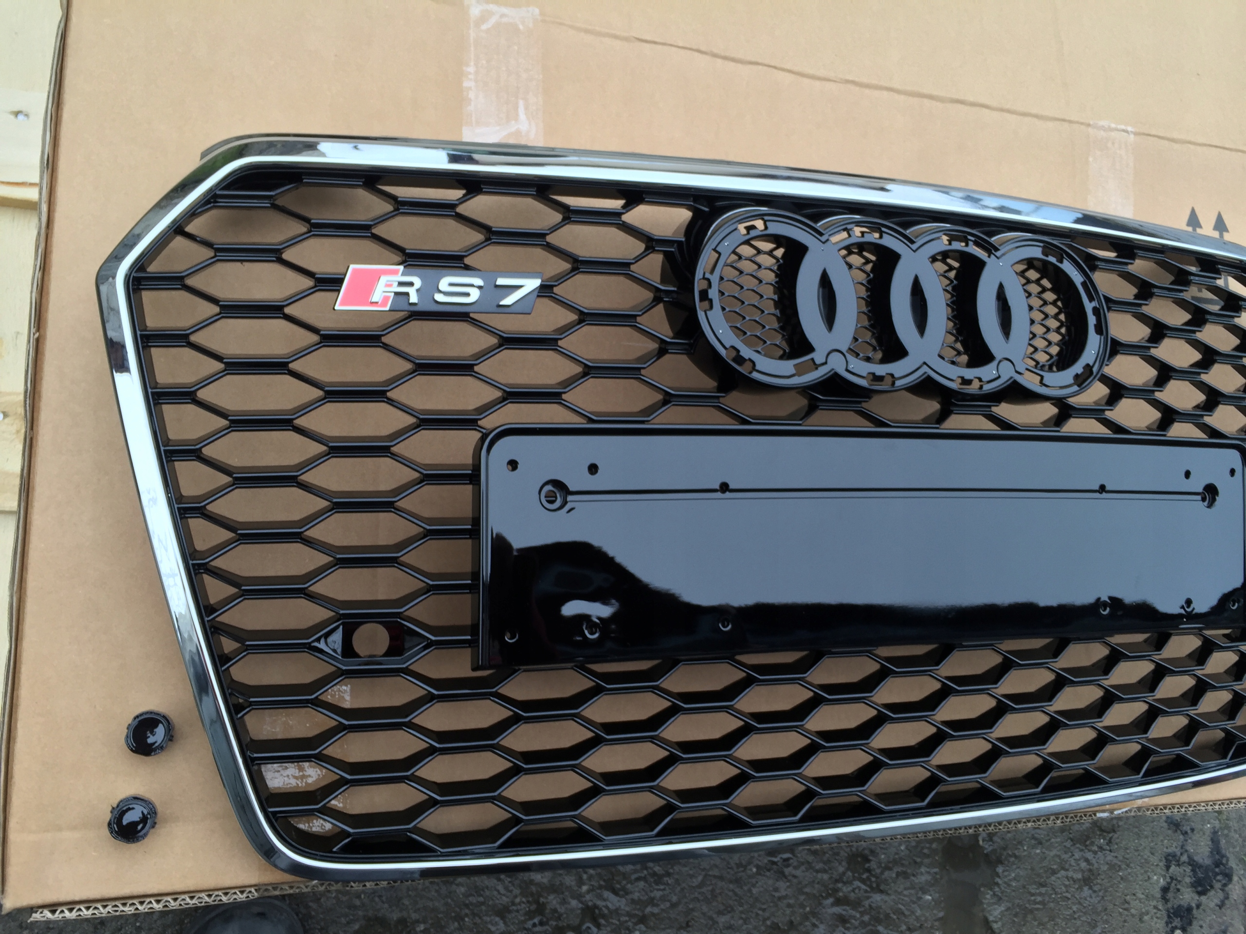 Grill atrapa Audi A7 2015-2017 wzor RS7 Chrome
