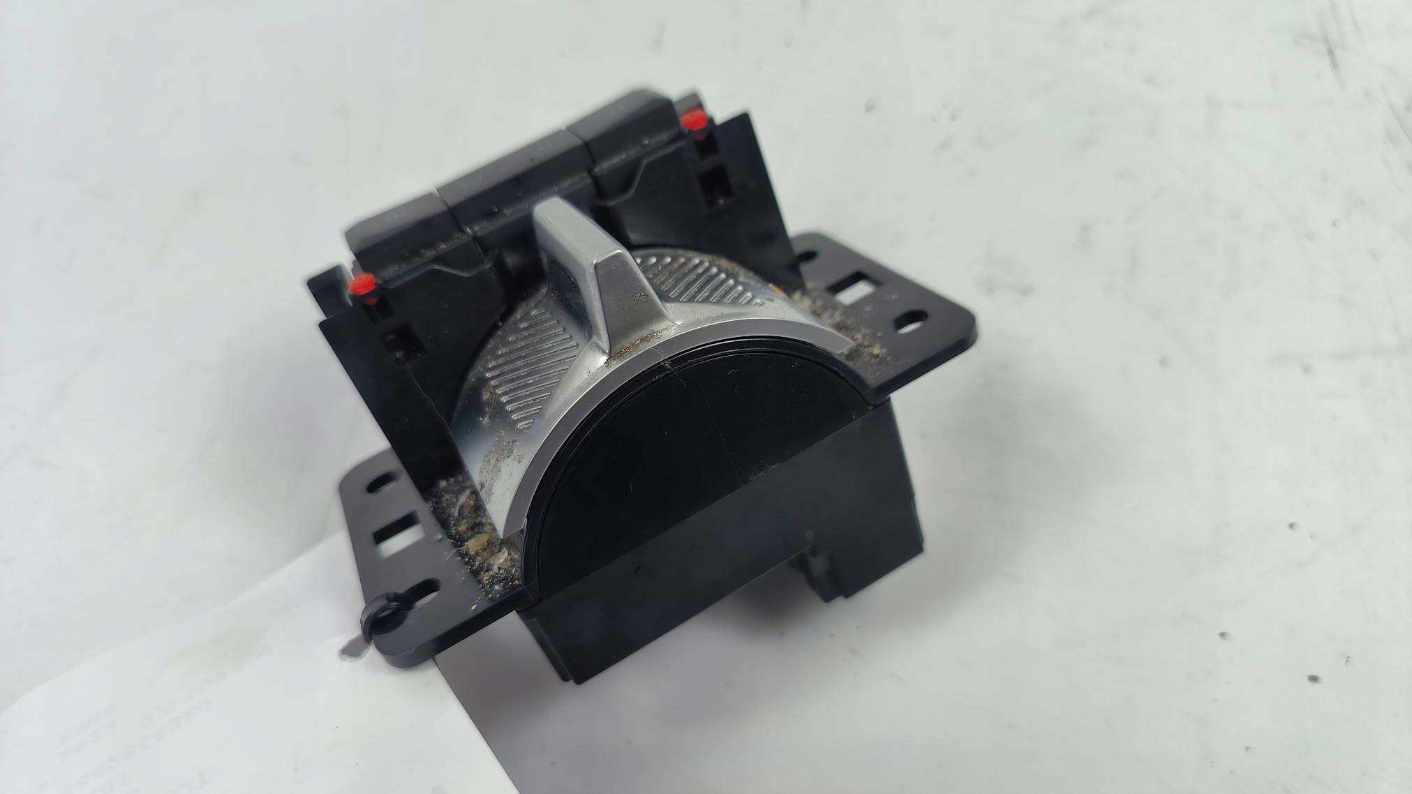 button switch changes of the gear PEUGEOT E-208