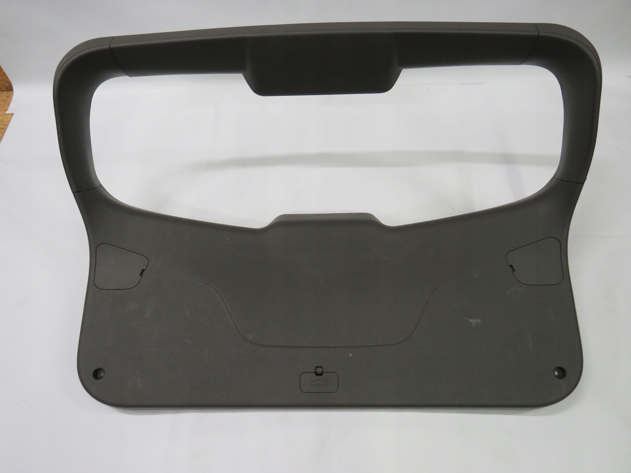 KIA SPORTAGE III НАКЛАДКА КРЫШКА БАГАЖНИКА