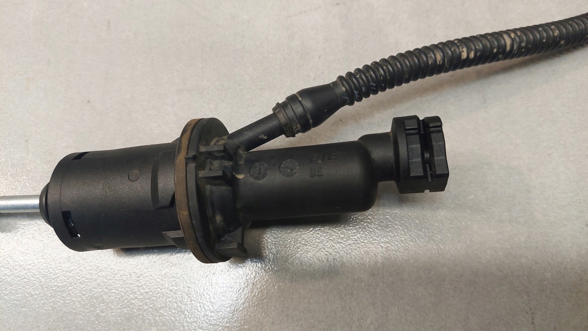Pompa WYSPRZEGLIKA CITROEN C5 e FL 2.2 HDI