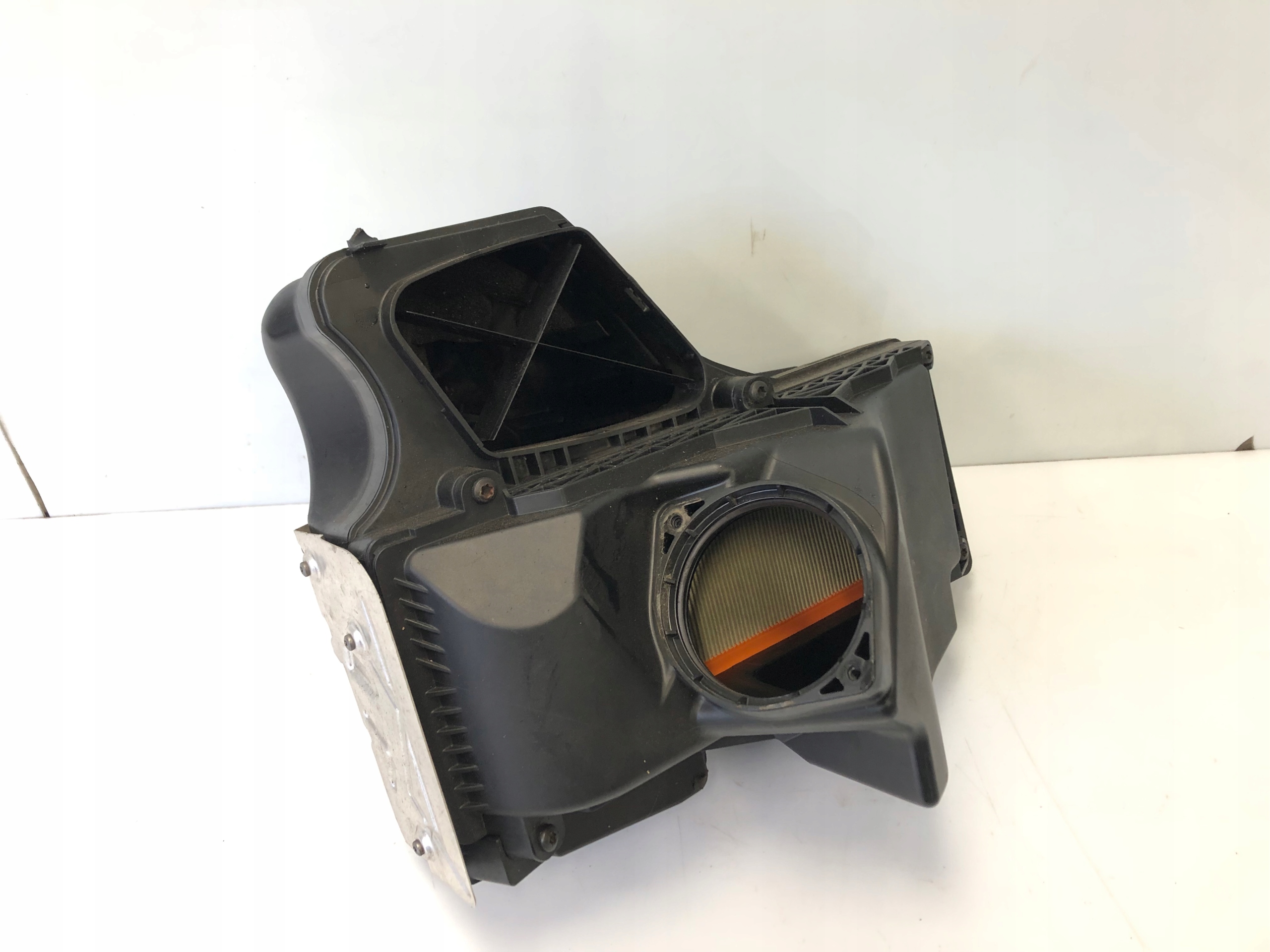 Gehäuse filter luft AUDI A4 A5 Q5 1.8 TFSI 8R0133837E