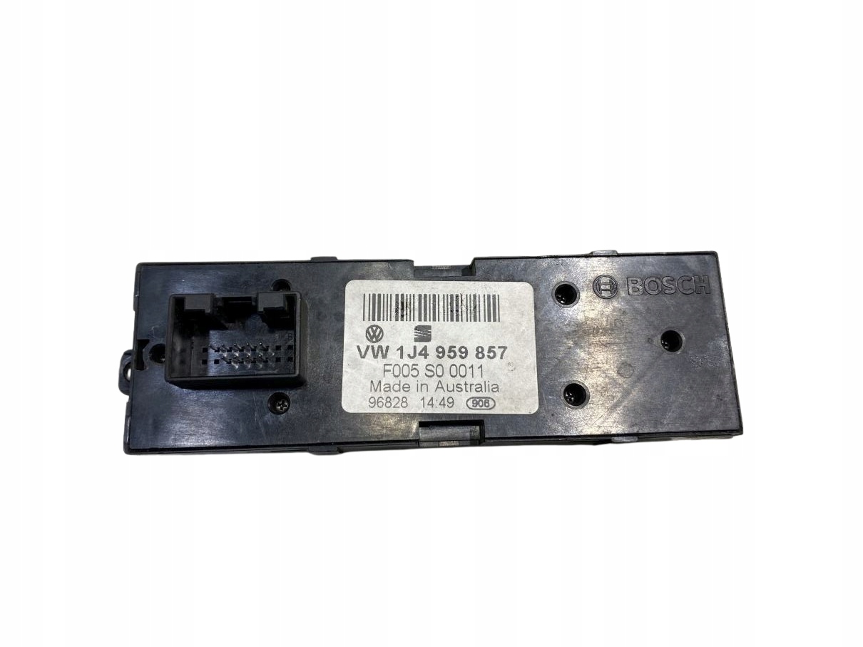 PANEL okna levý předek SEAT TOLEDO II 1.9 TDI 1J4959857