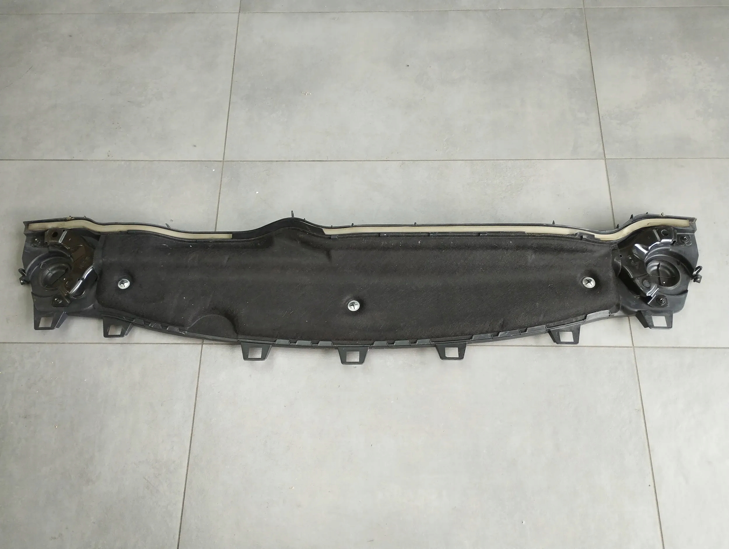 Opel Astra K torpedo lower 39019099
