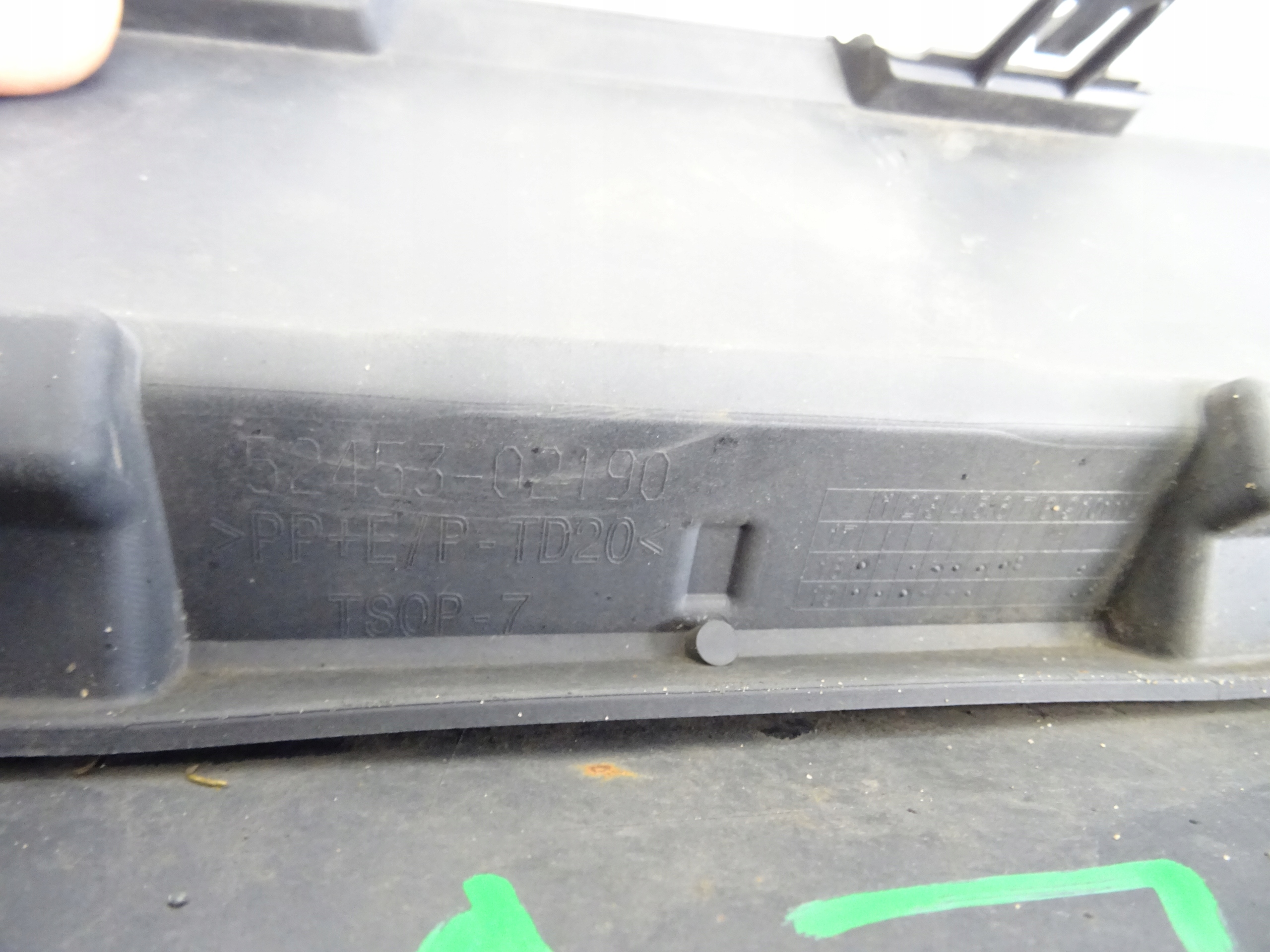 TOYOTA COROLLA E21 KOMBI spoiler diffuser of a bumper rear part rear