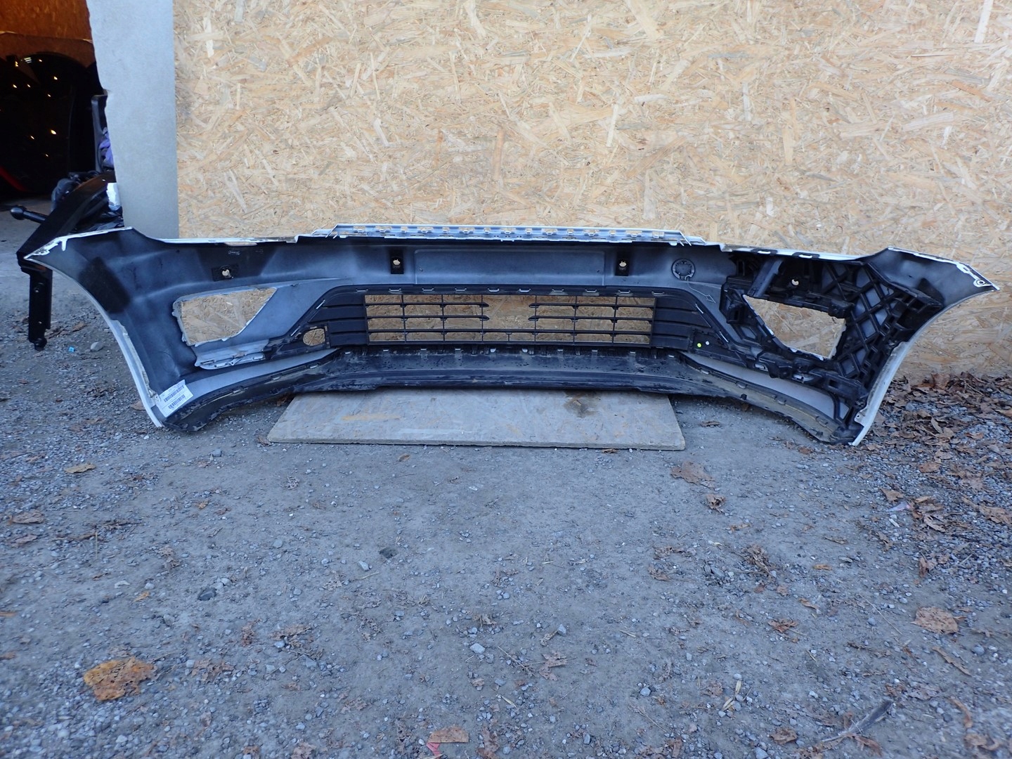 bumper front front VW SPORTSVAN 510 2013-2017R