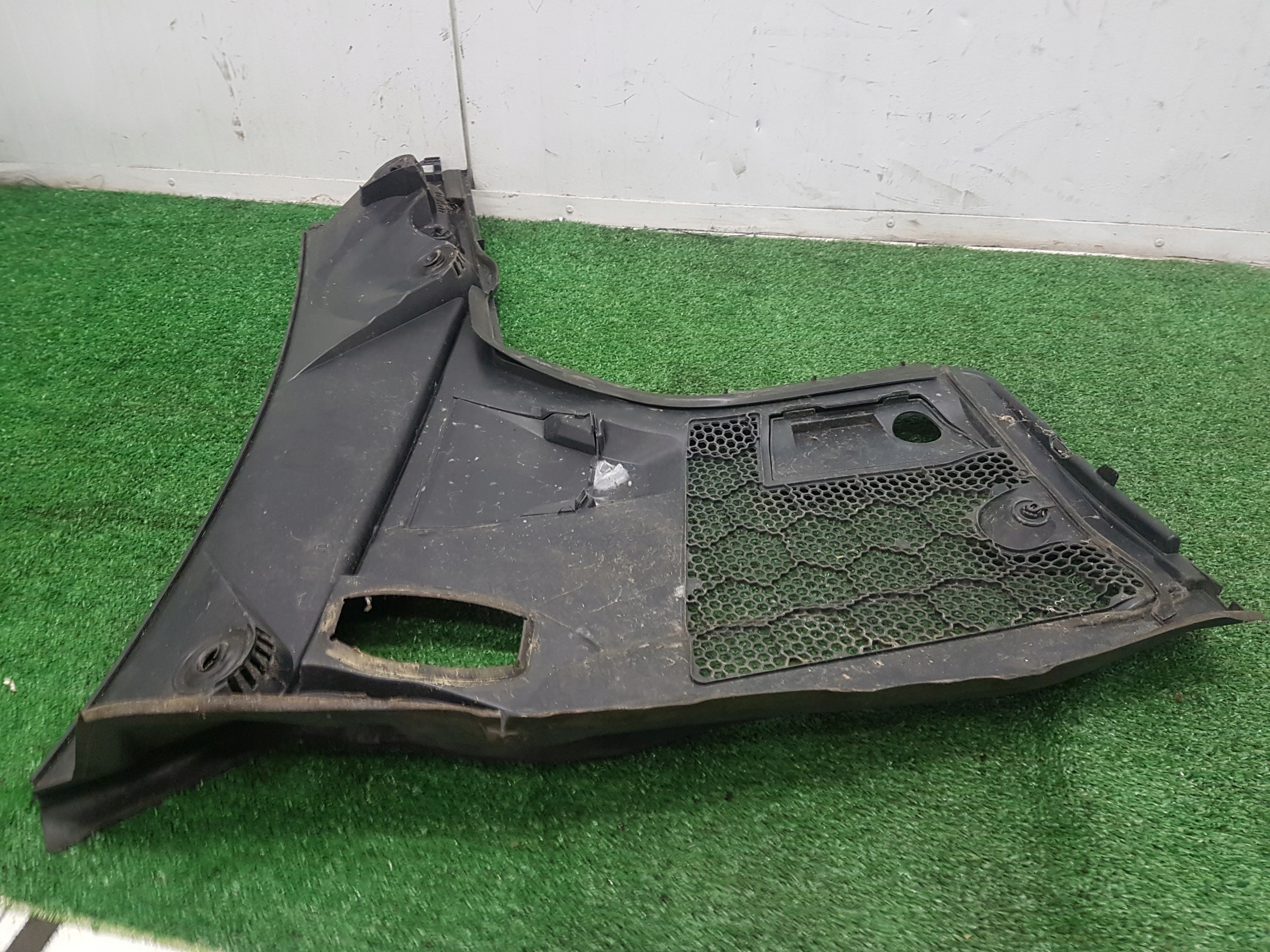 torpedo left side MERCEDES-BENZ C KLASA W205 2017 A2058308902