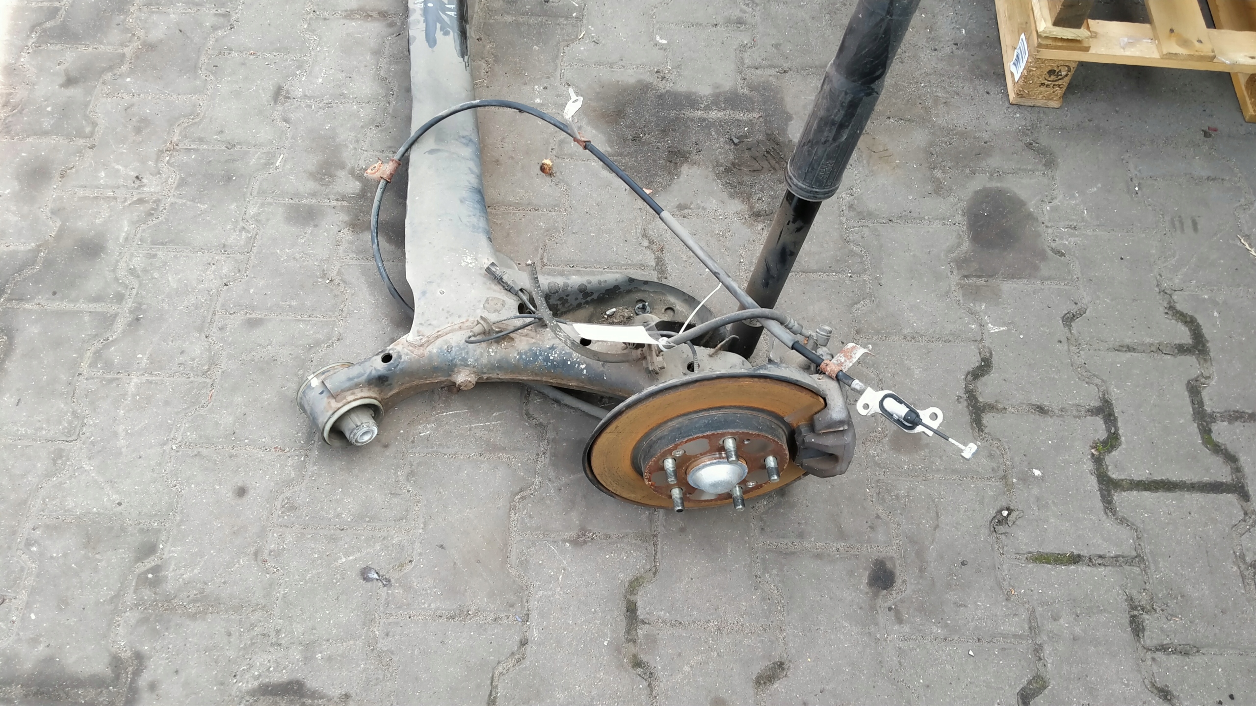 Honda CR-Z 1,5 Hybrid axis sider rear