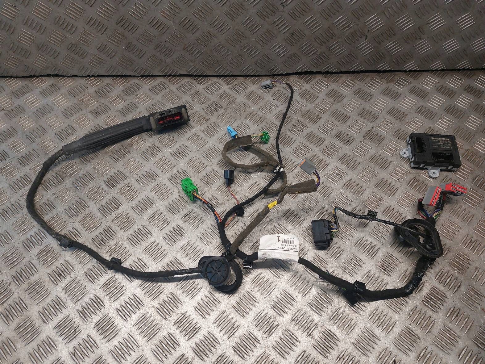 bundle + module door right front VOLVO XC60 and 31318708 31343467AA