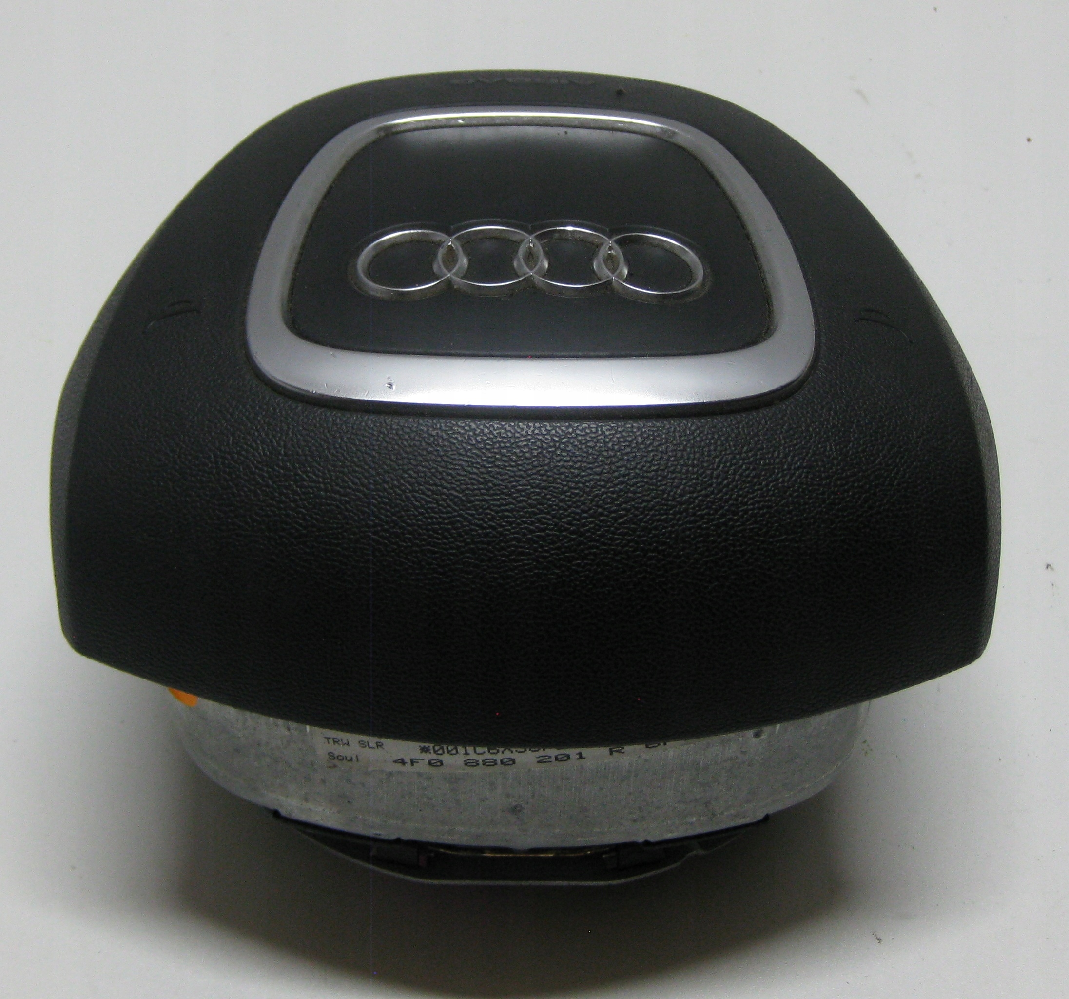 AUDI A6 C6 2.4 6V 05R Airbag Deckel 4F0880201R