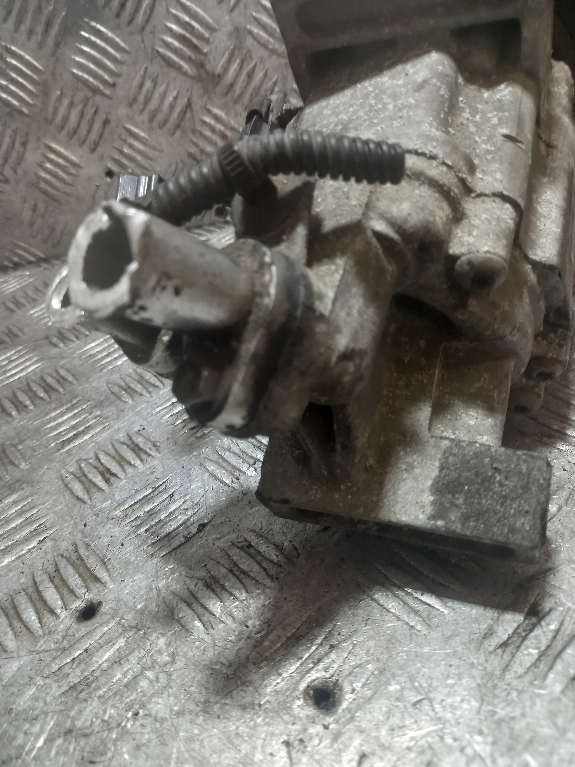 Klimakompressor klimaanlage DACIA SANDERO 2 Z0015421B