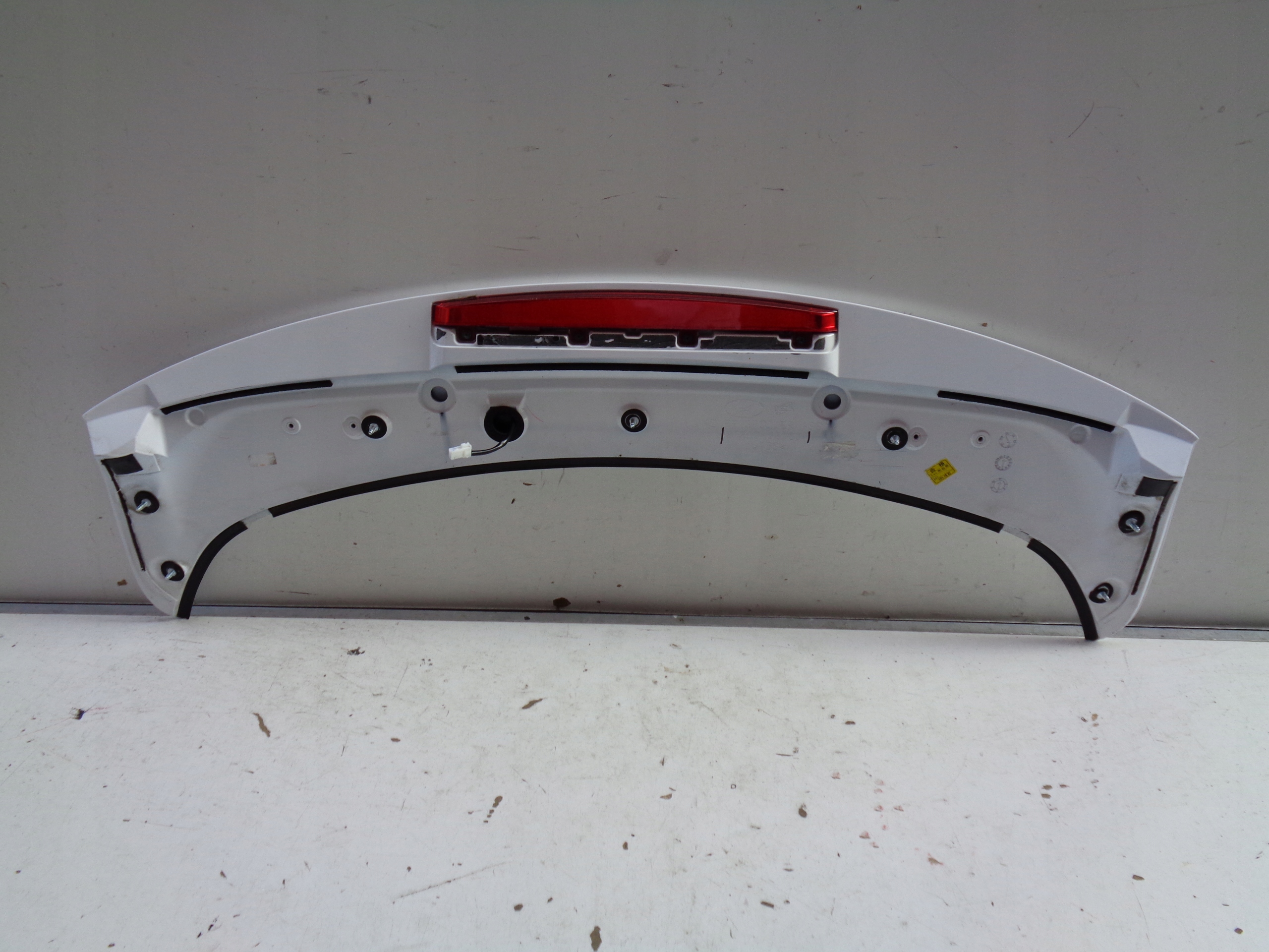 spoiler LOTKA bonnet HYUNDAI IONIQ 17