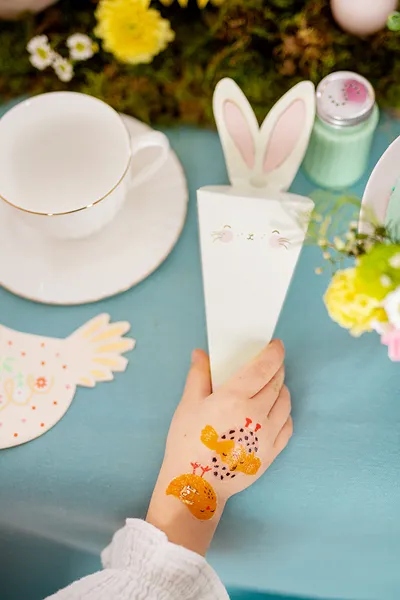 pudełeczka KRÓLICZKI białe z uszkami NA CUKIERKI Rodzaj pudełko