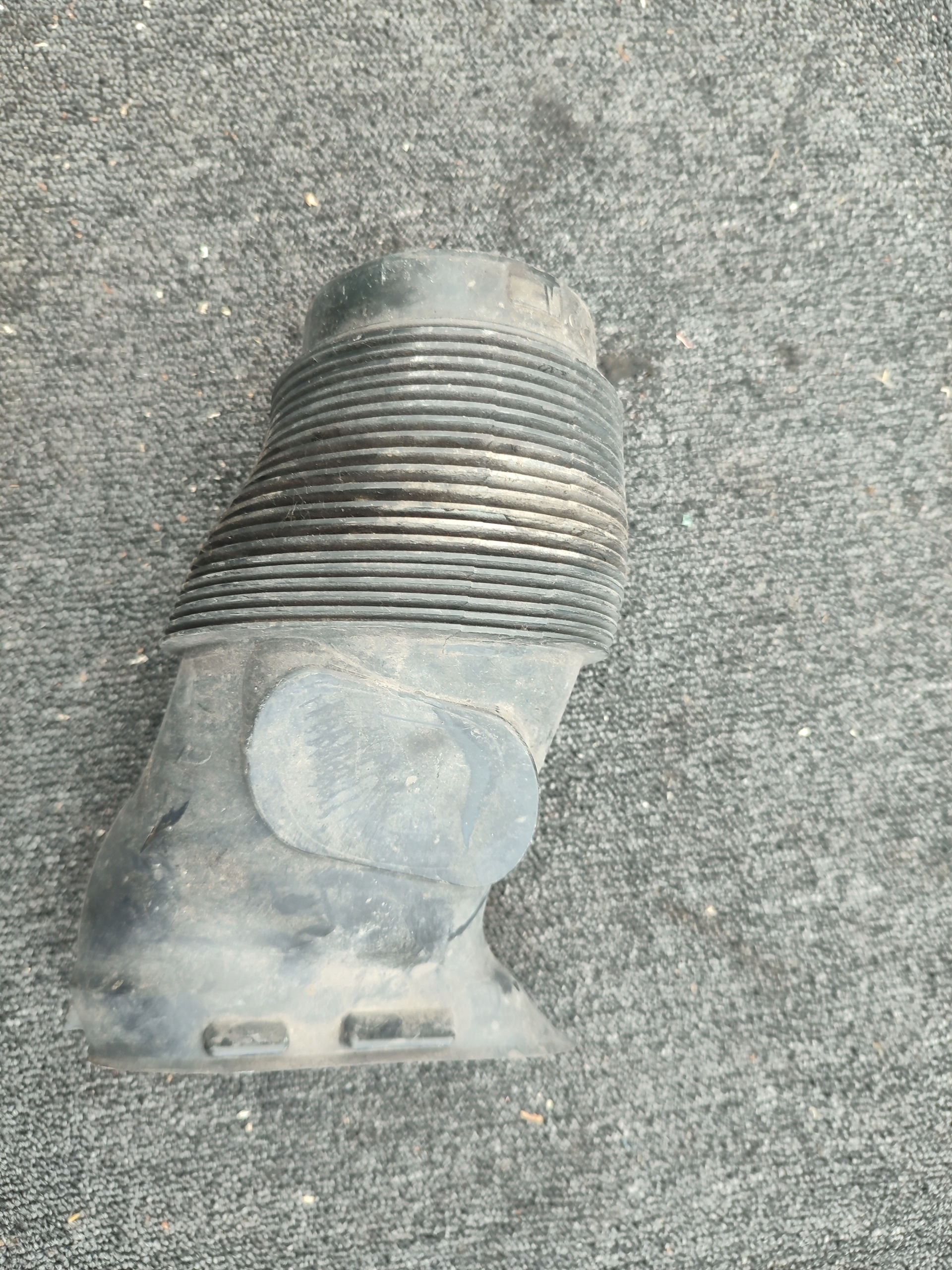 rohr dolot Schlauch luft VOLKSWAGEN T5 7H0129647B