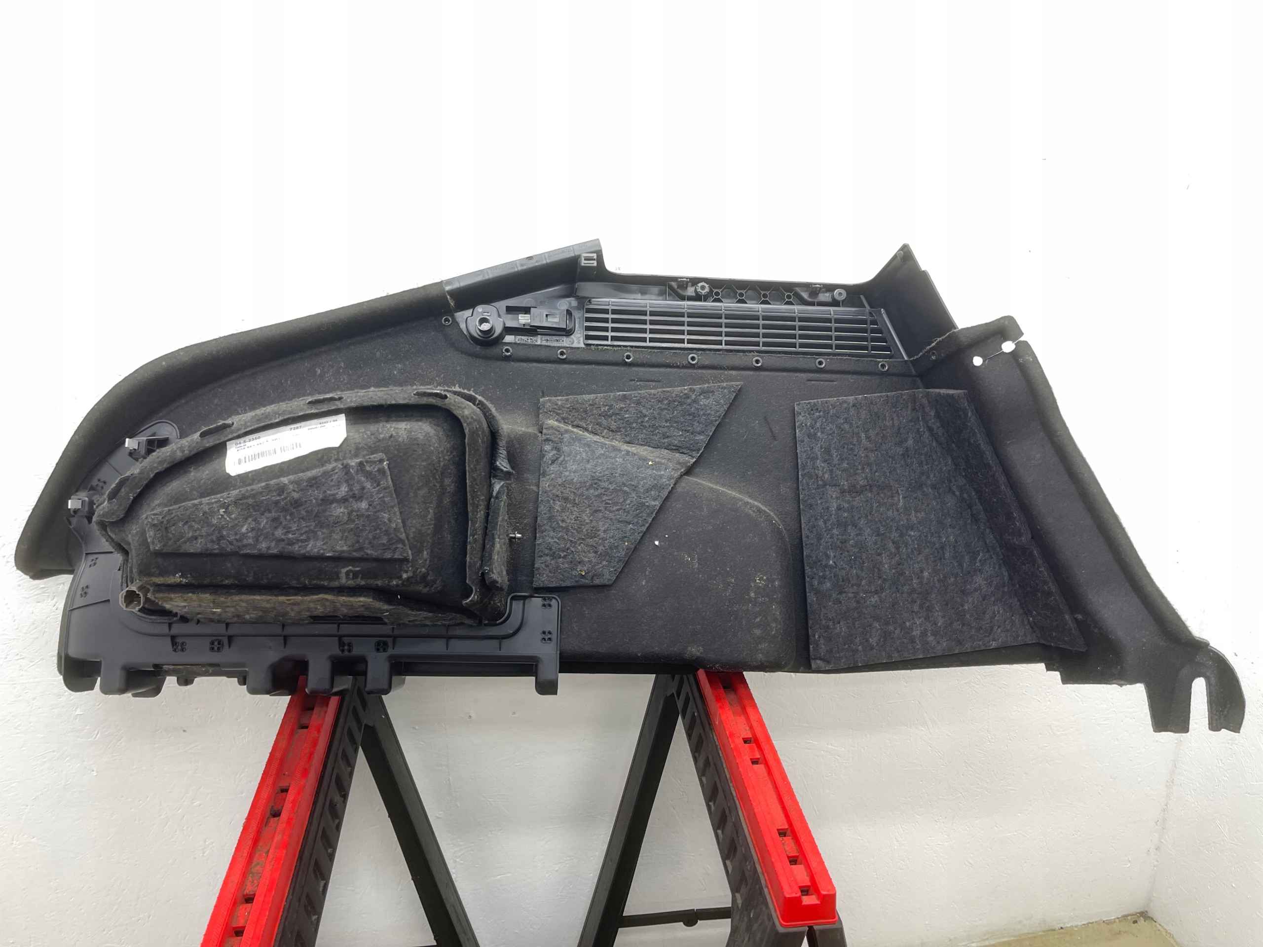 AUDI A7 4G boot upholstery right 4G8863992A