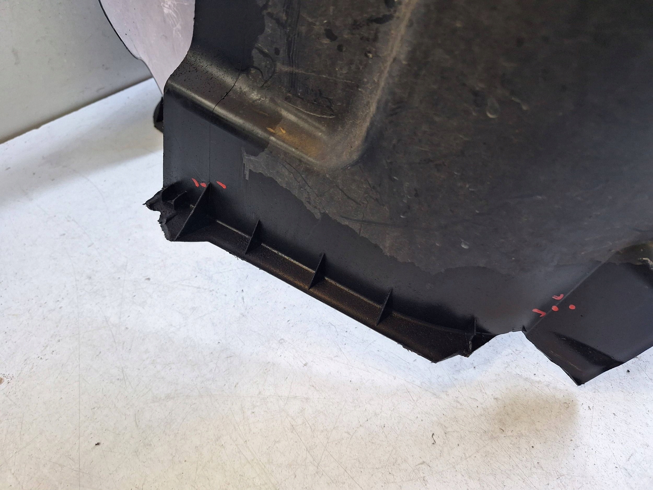 CITROEN C4 PICASSO II 13-16 mudguard front left