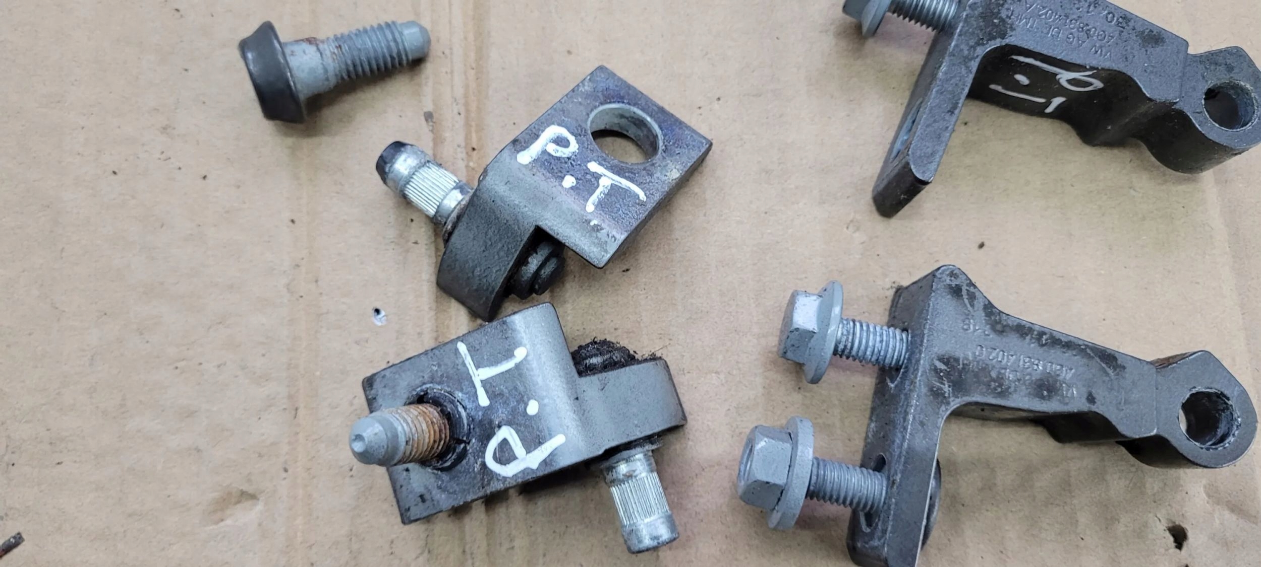 A6 C7 4G hinge hinges door right right rear part LY1P 2X
